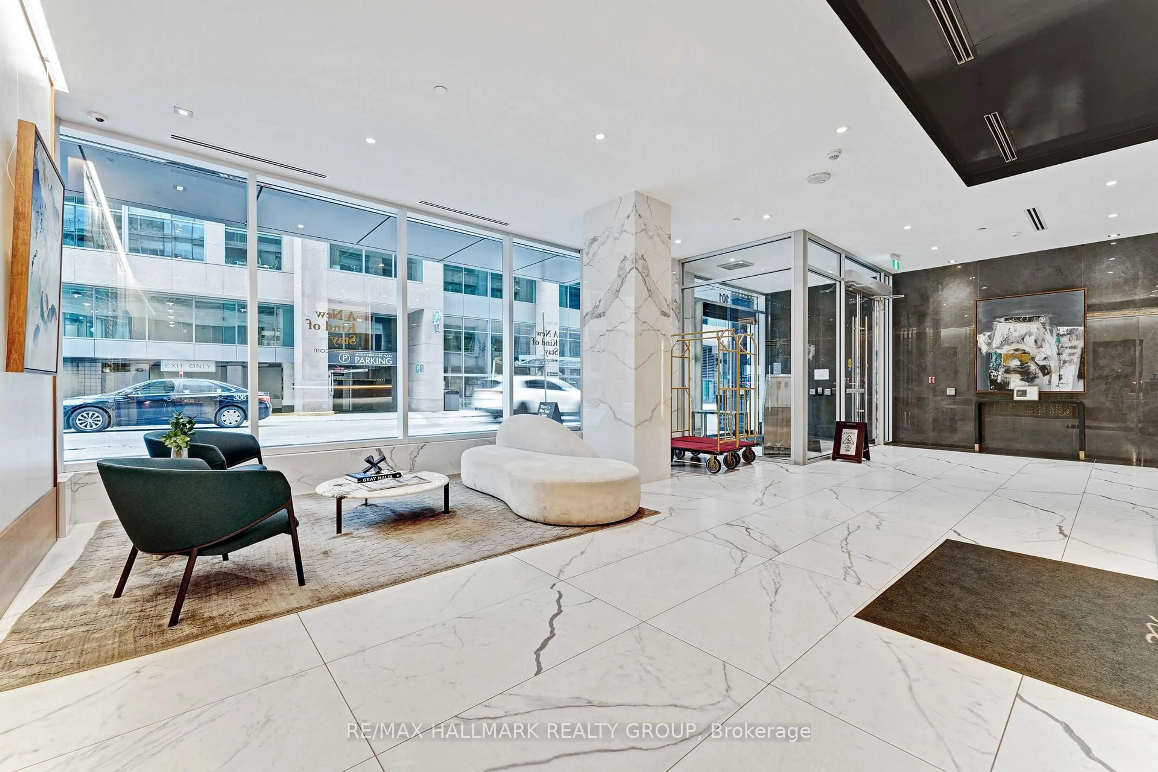 Lobby for 101 Queen St #1501, Ottawa Ontario K1P 0B7