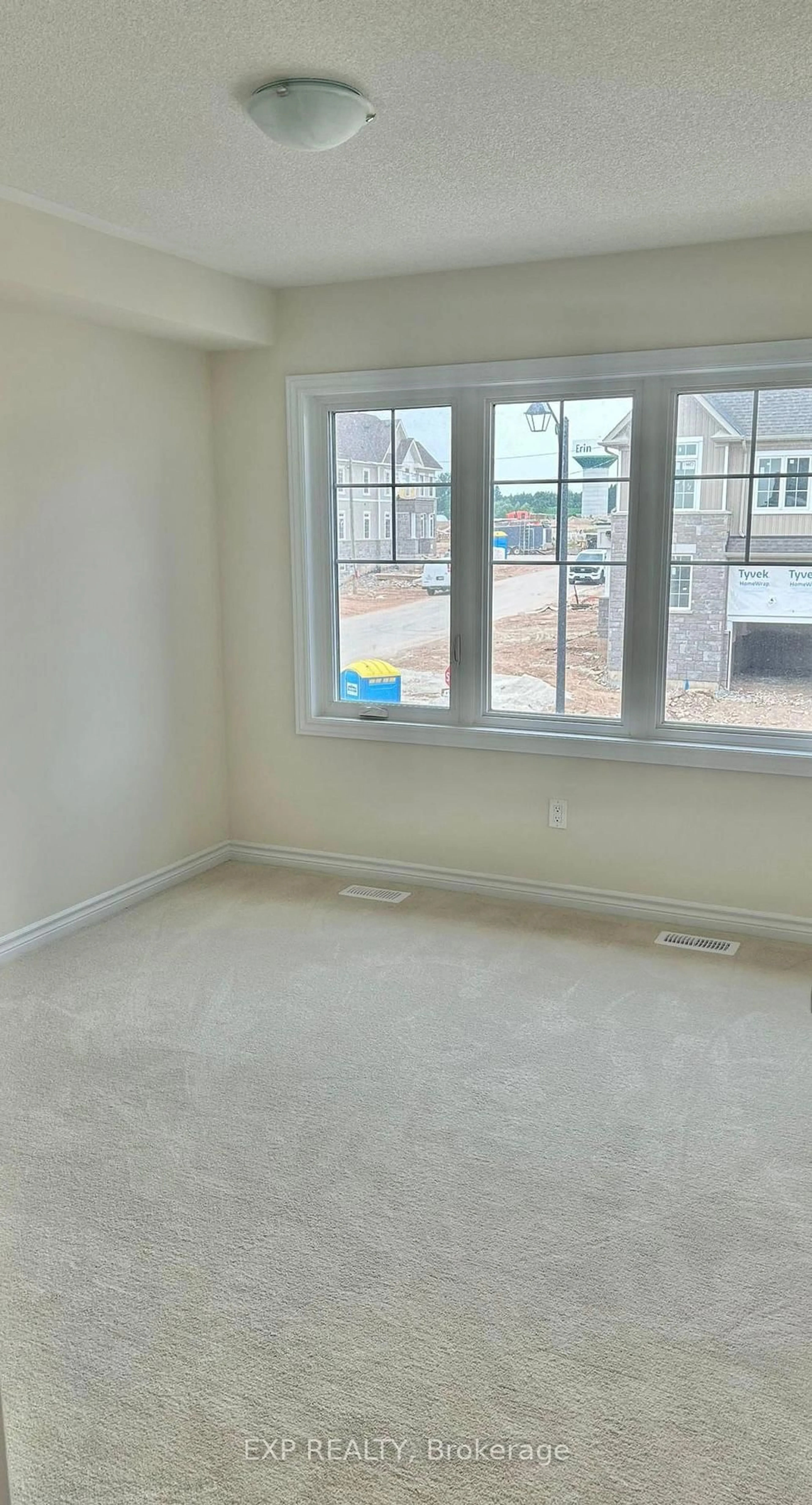 A pic of a room for 107 Mcgill Ave, Erin Ontario N0B 1T0