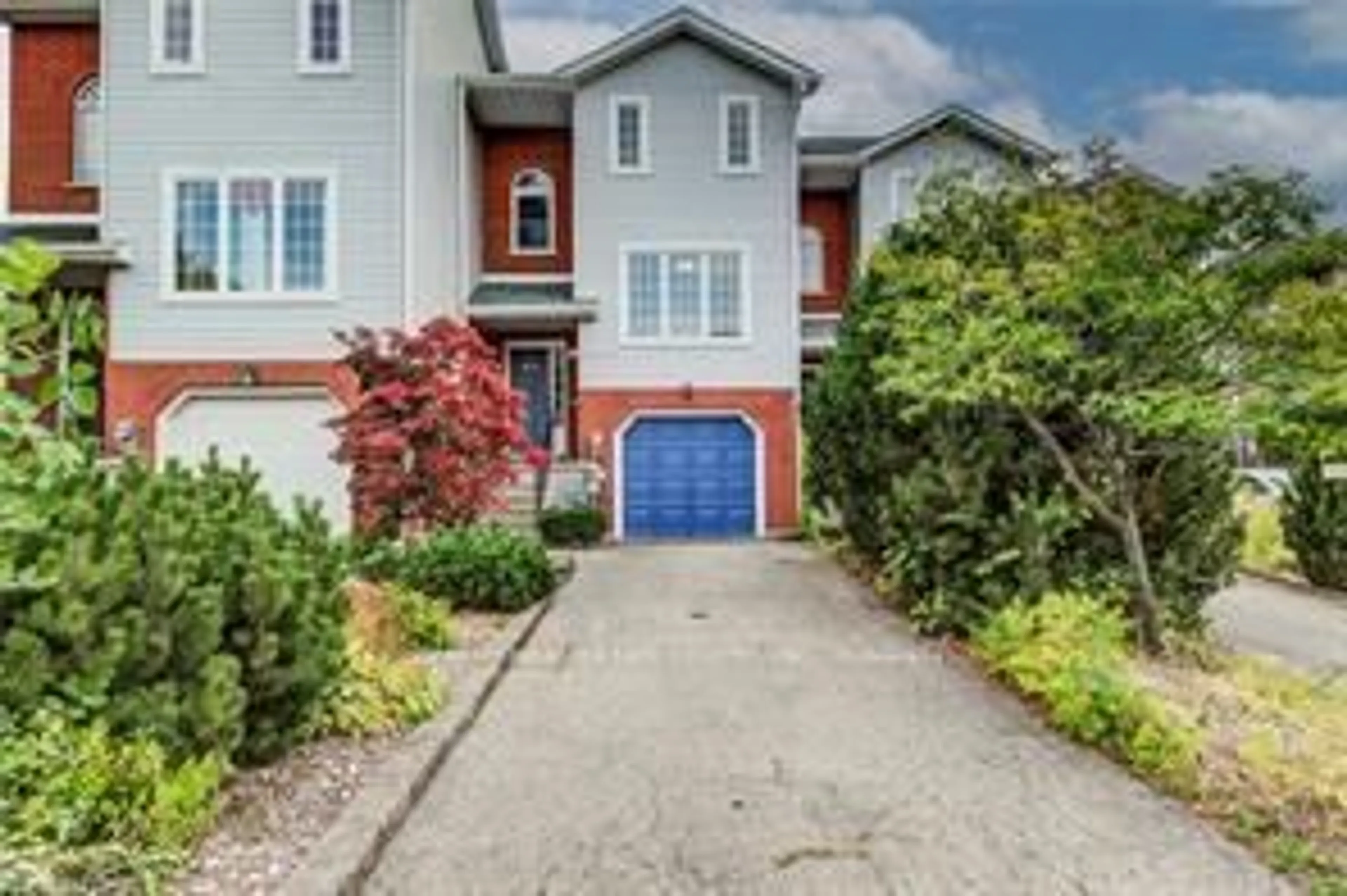 Unknown for 633 Grange Cres, Waterloo Ontario N2T 2L9