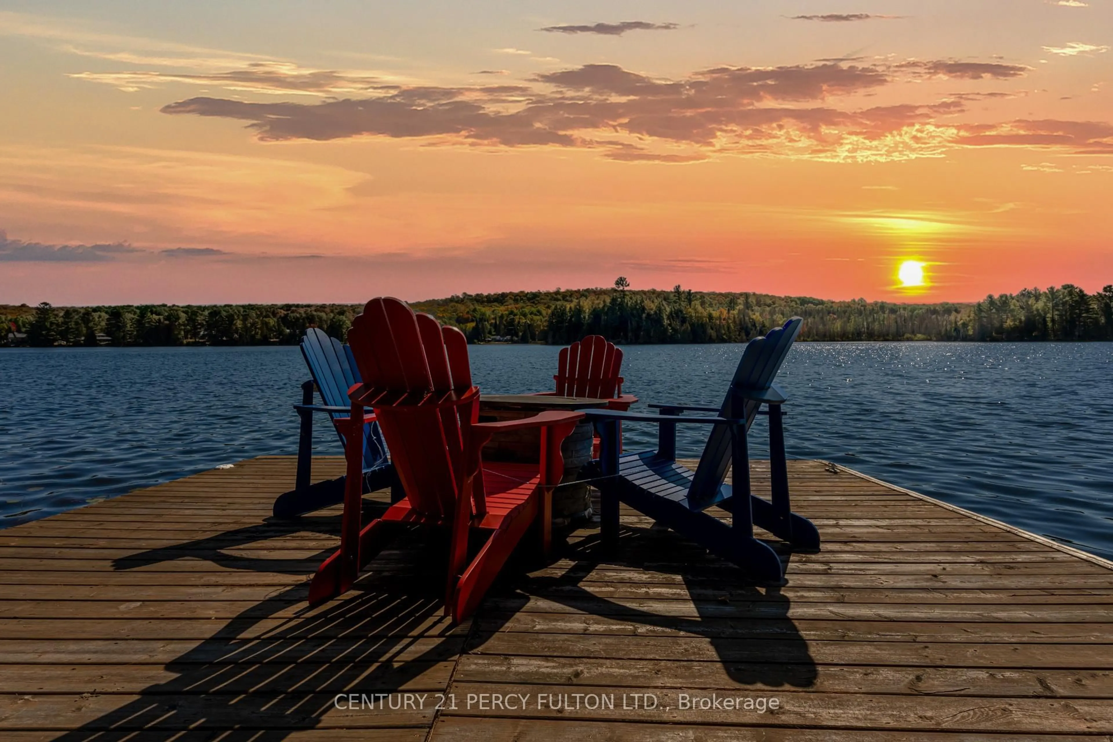 Patio, water/lake/river/ocean view for 15166 Highway 118, Dysart et al Ontario K0M 1S0