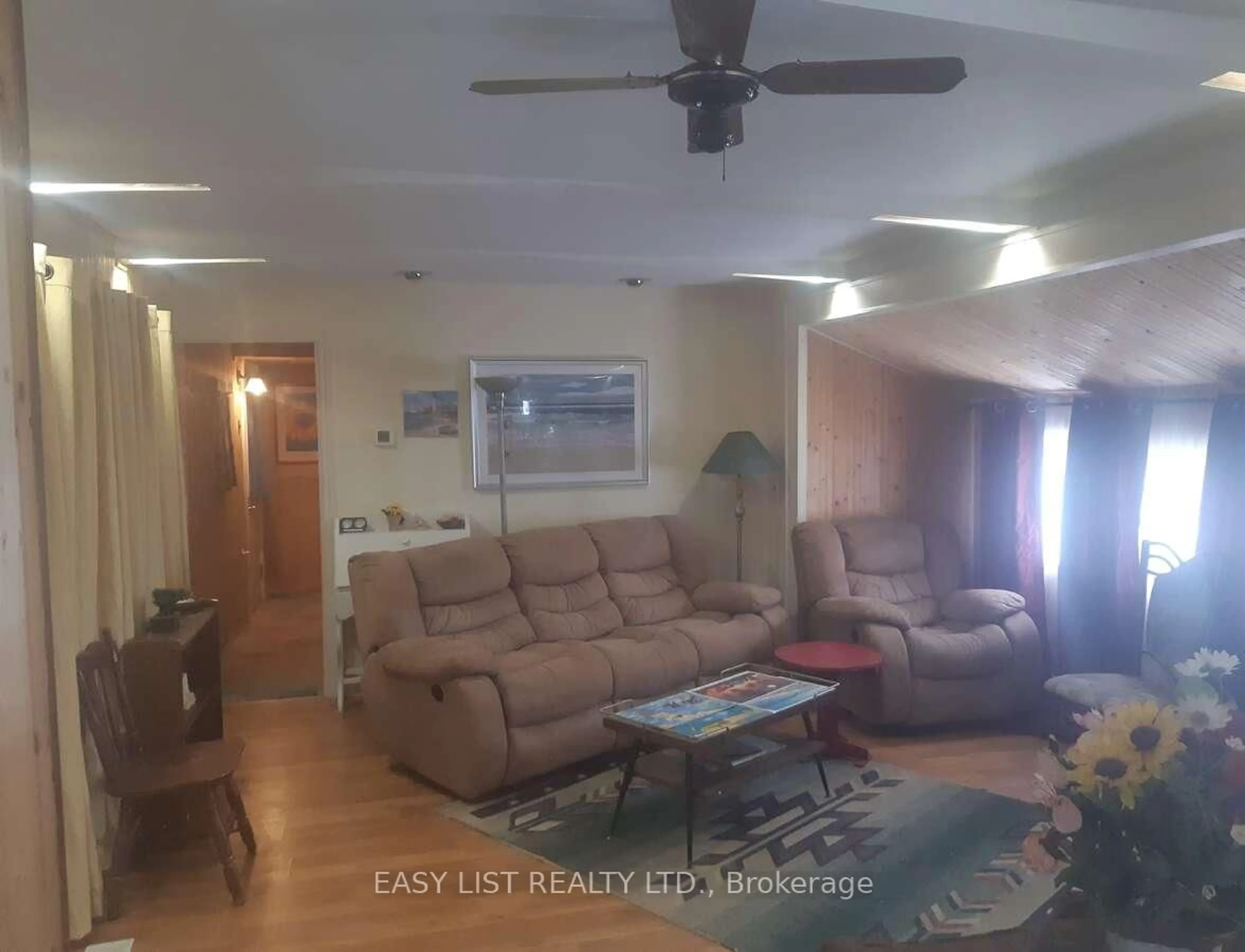 Living room with furniture, unknown for 18 Sutton Dr, Ashfield-Colborne-Wawanosh Ontario N7A 3Y3