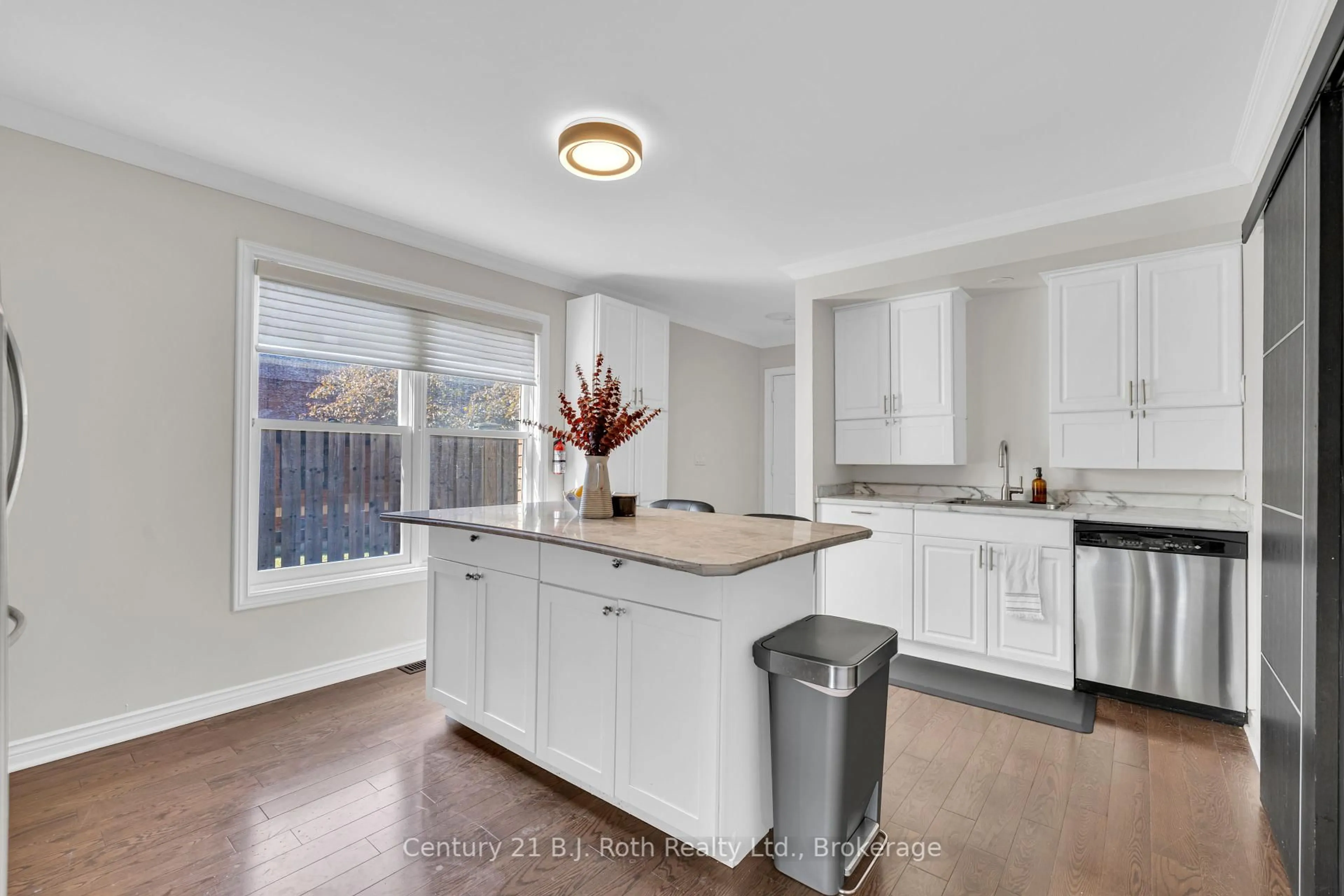 Open concept kitchen, unknown for 1185 Grand Marais Rd #9, Windsor Ontario N9E 1C8