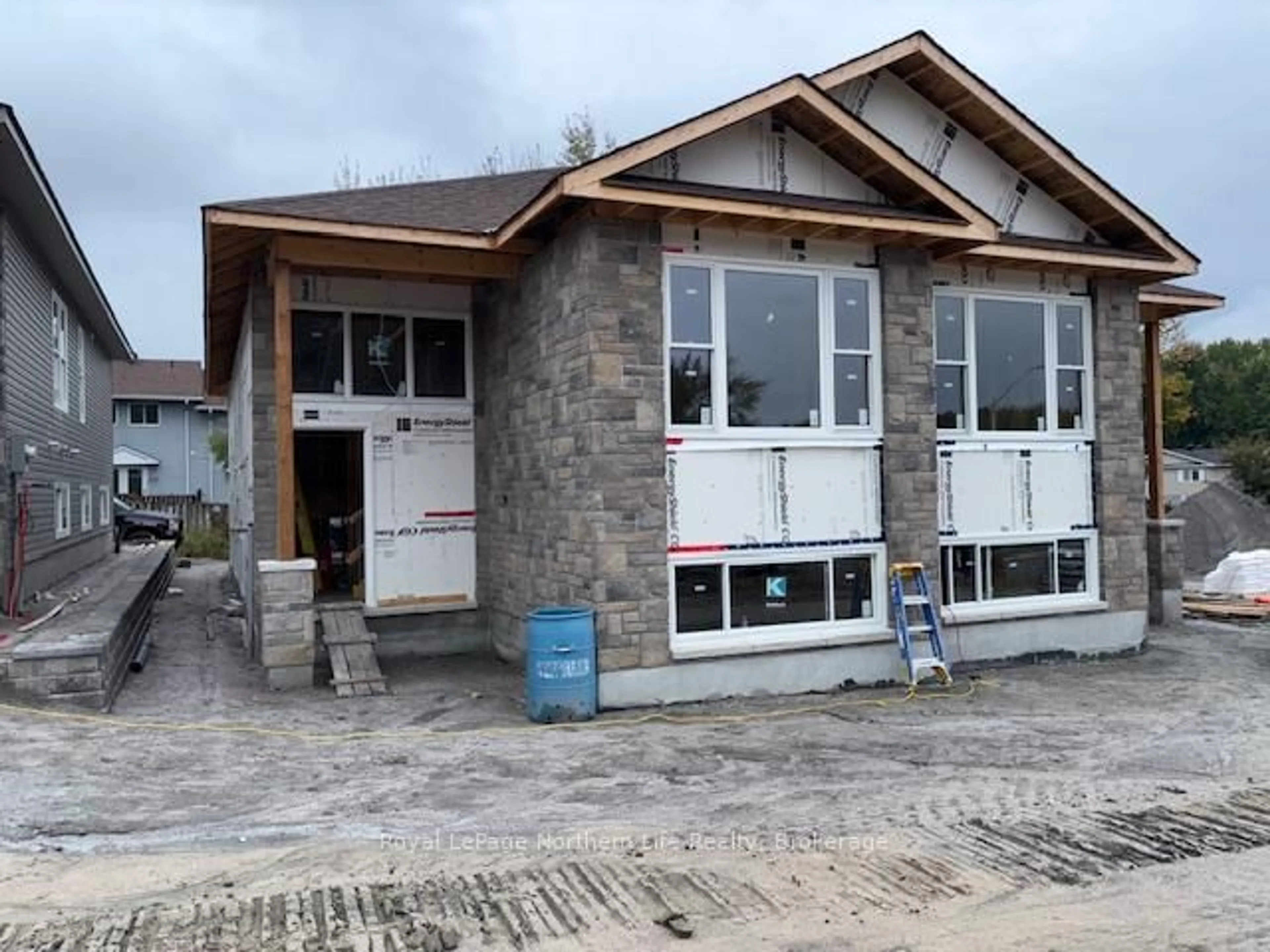 Home with brick exterior material, building for 12 Meadow Wood Crt, North Bay Ontario P1A 4L5