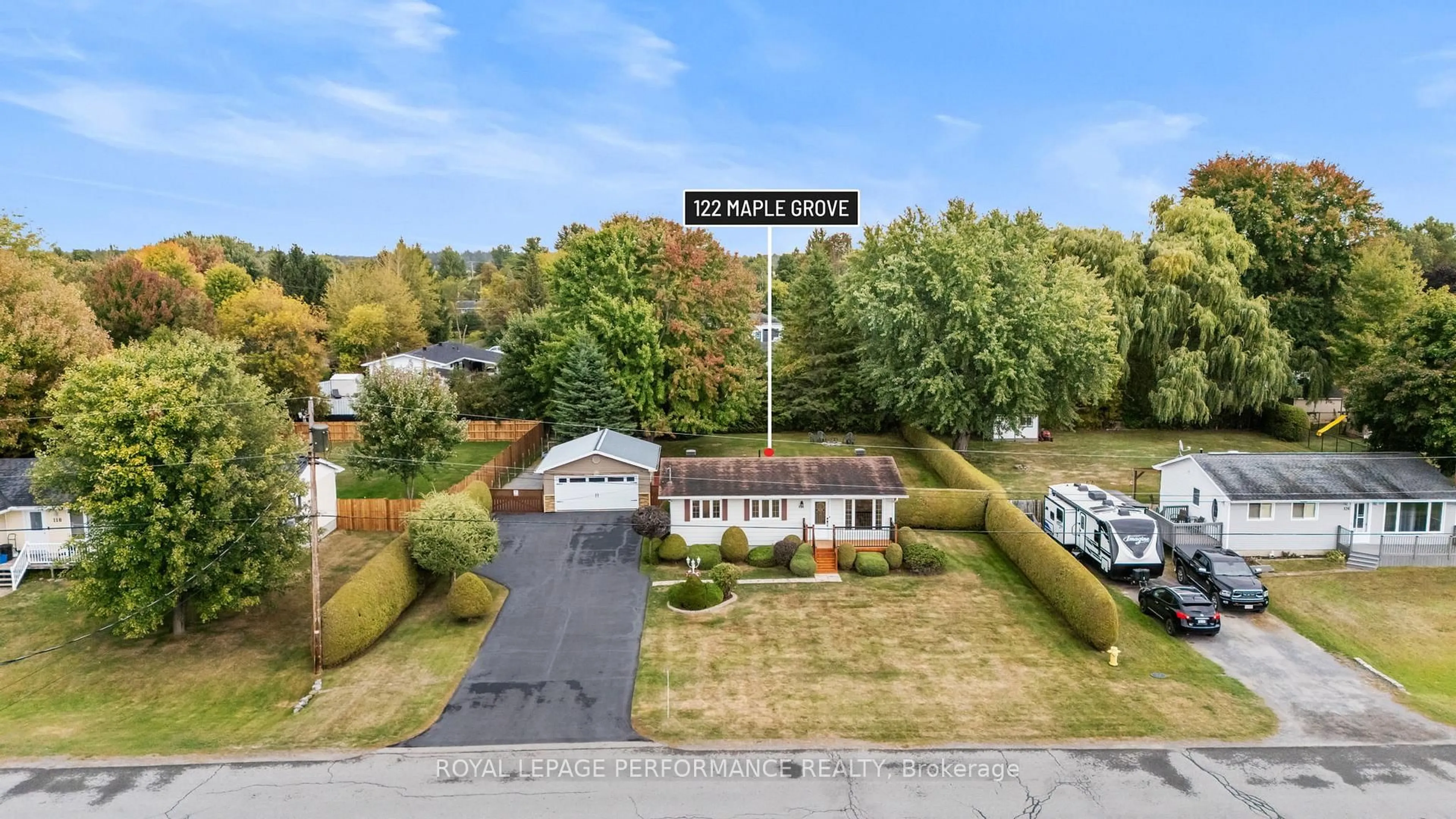 A pic from outside/outdoor area/front of a property/back of a property/a pic from drone, street for 122 Maple Grove St, Russell Ontario K0A 1W0
