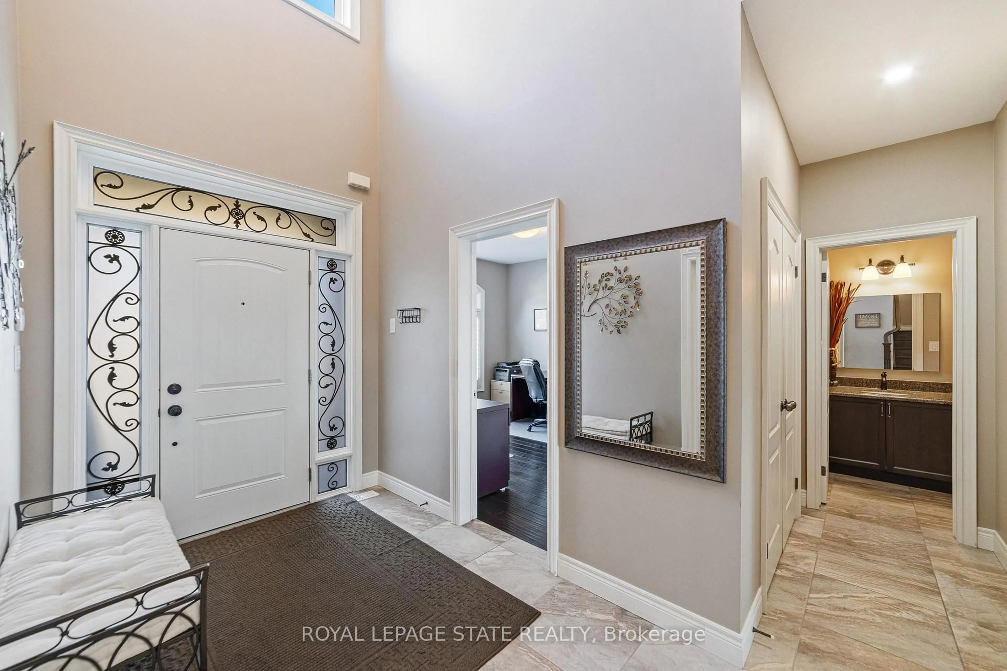 Indoor entryway for 188 Mother's St, Hamilton Ontario L9B 0E1