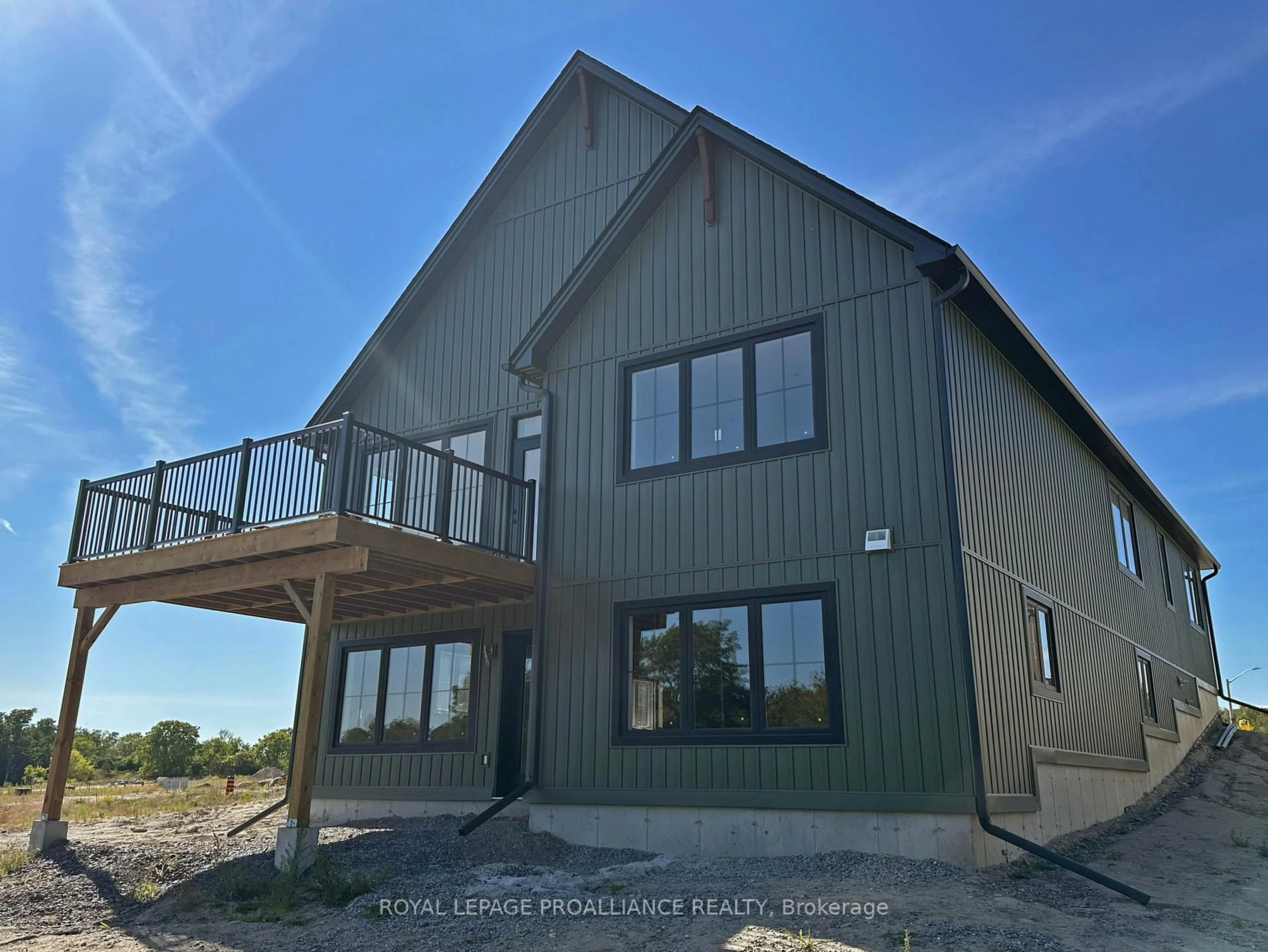 Home with vinyl exterior material, building for 9 Merriman Crt, Cramahe Ontario K0K 1S0