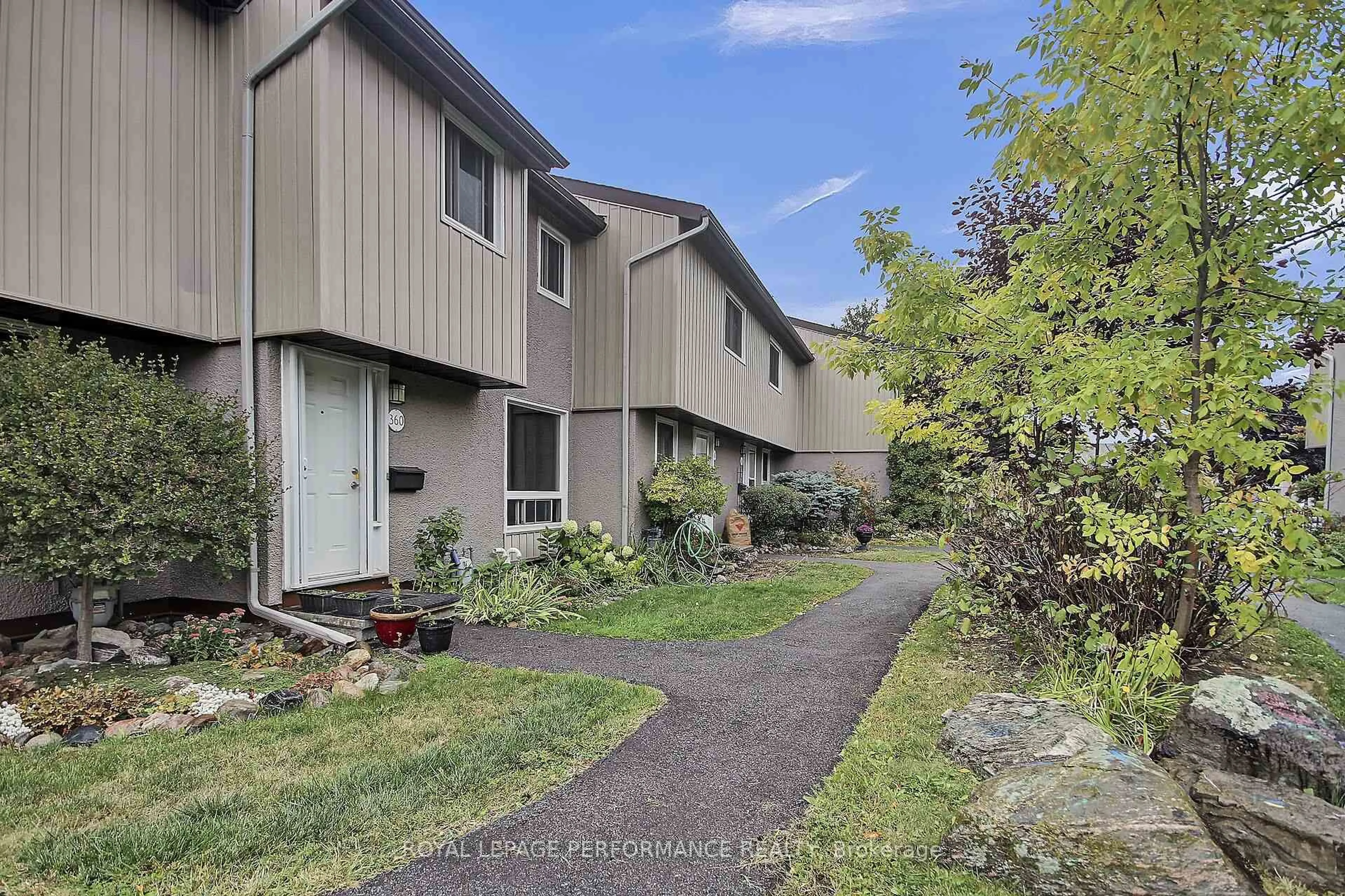 Unknown for 360 Woodfield Dr, Ottawa Ontario K2G 3W9