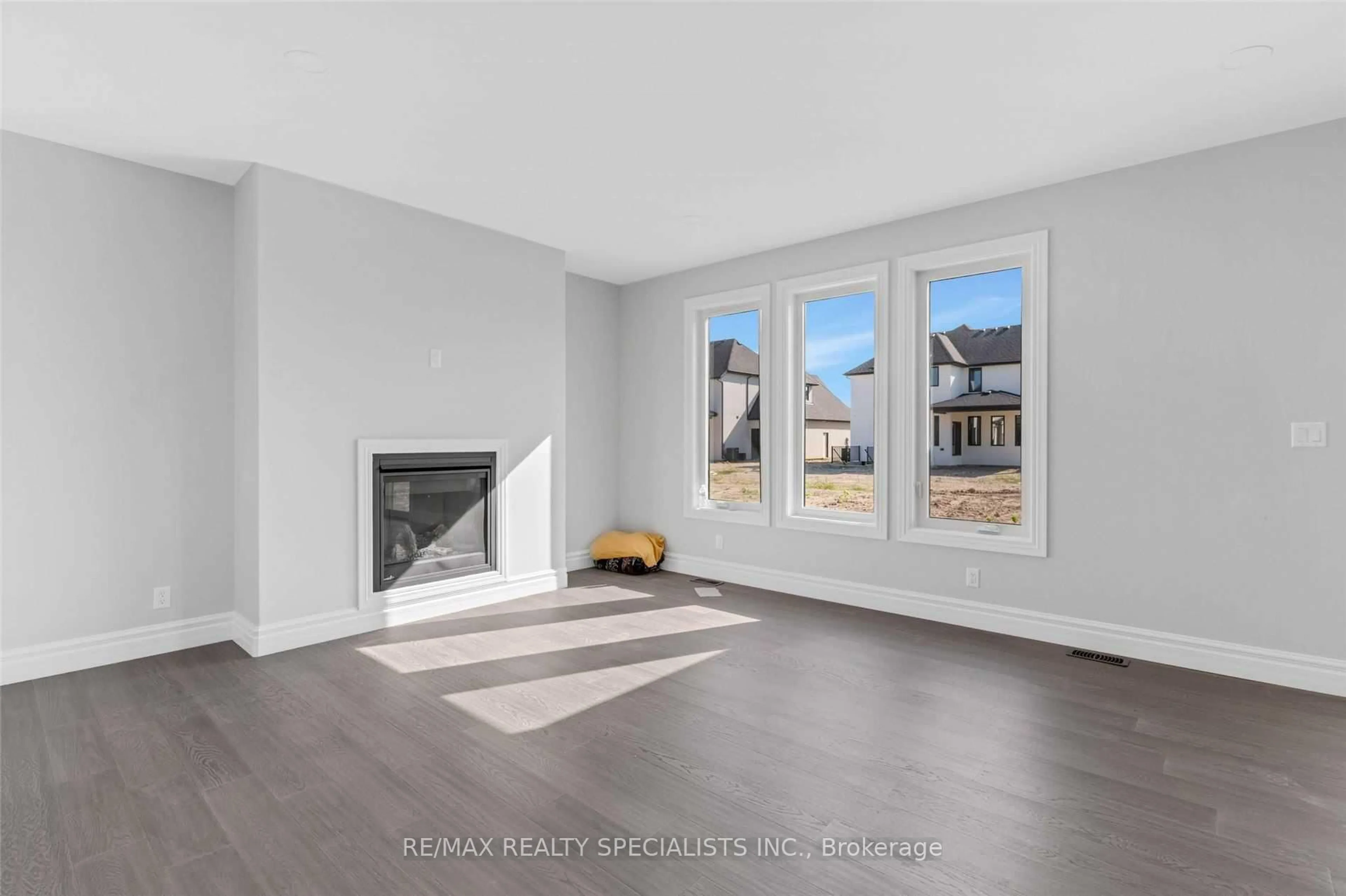 A pic of a room for 1625 Kerr Crt, Windsor Ontario N8S 0A1