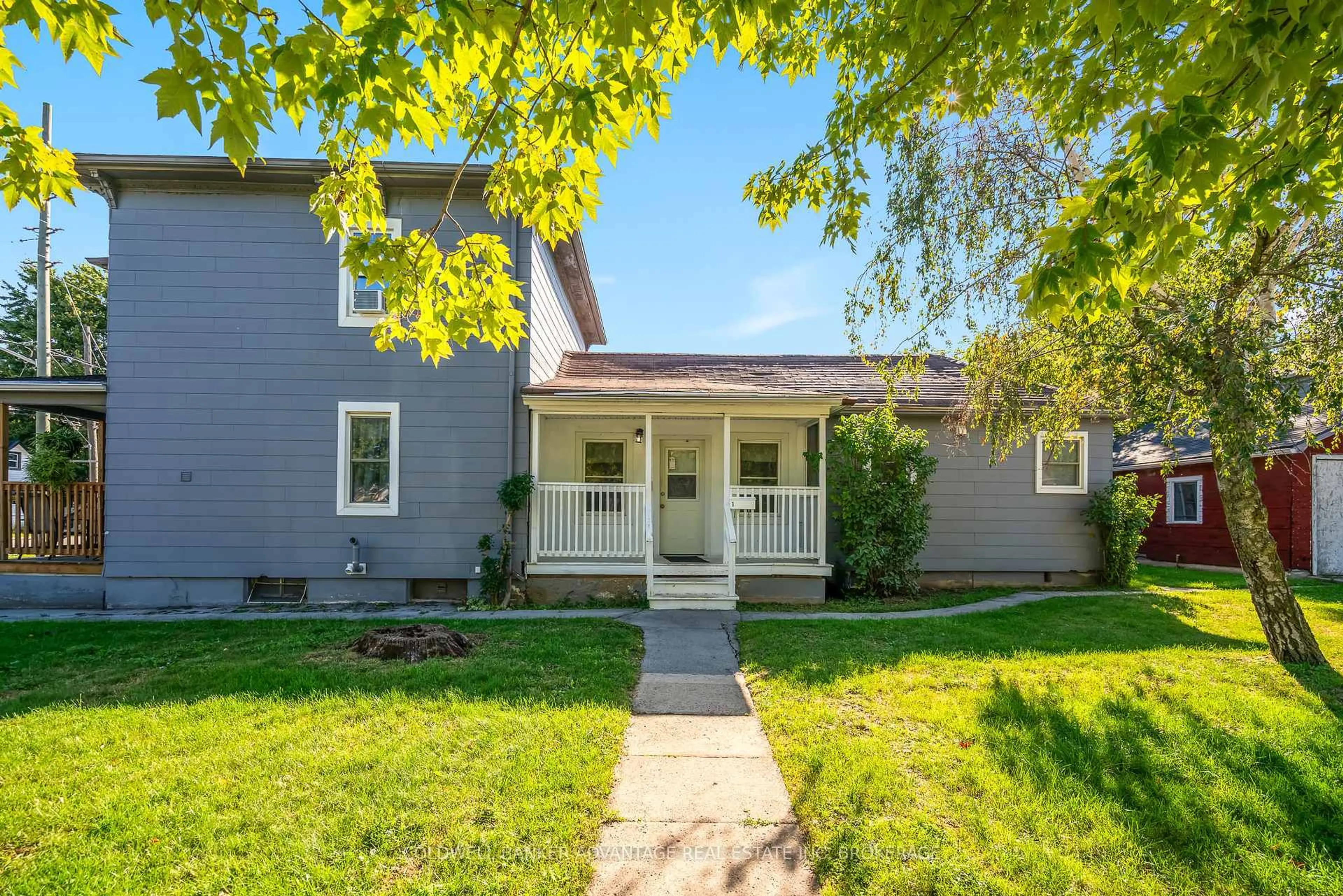 Home with vinyl exterior material, street for 275 Gilmore Rd, Fort Erie Ontario L2A 2M6