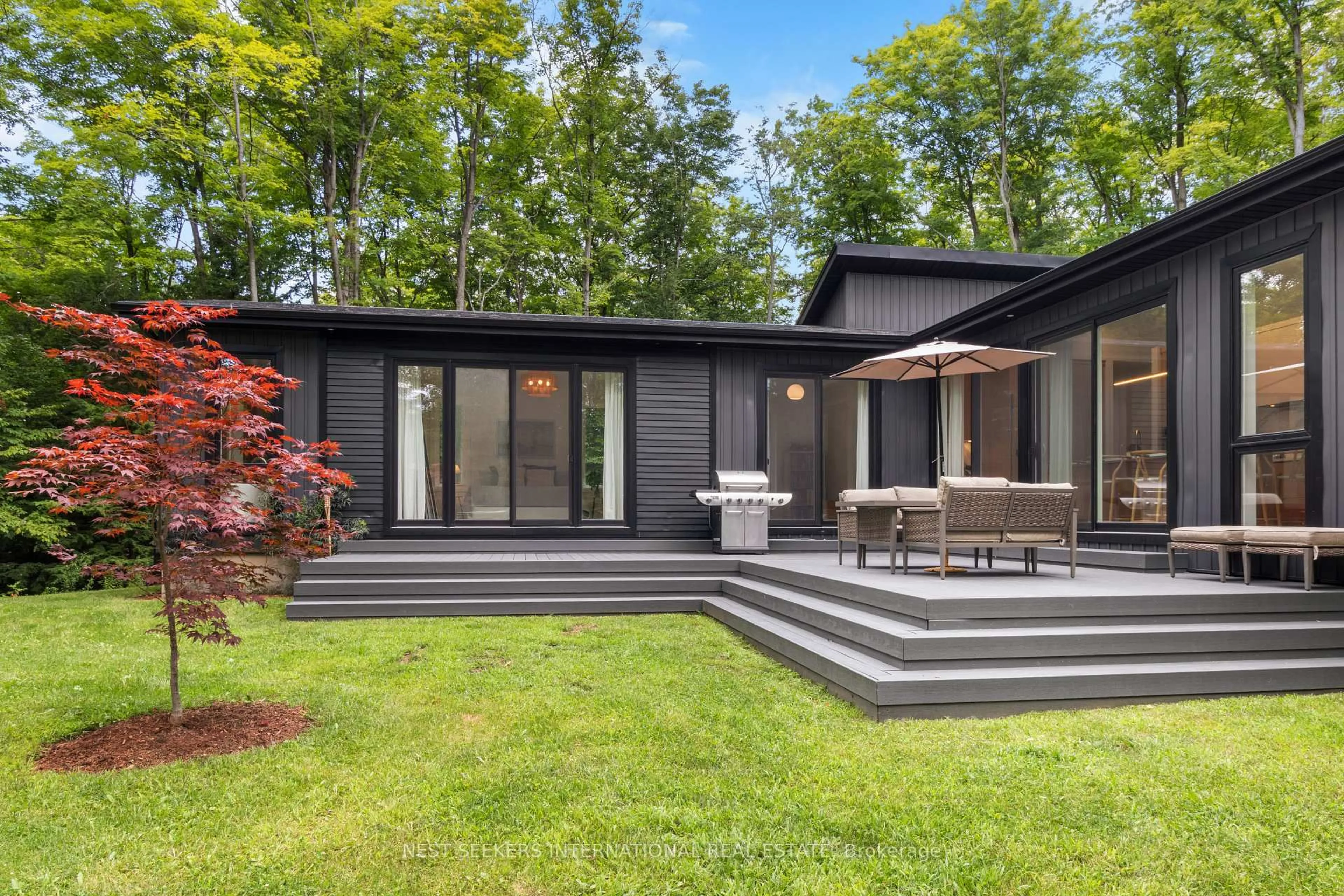 Patio, unknown for 4386 Watson Rd, Puslinch Ontario N0B 2J0
