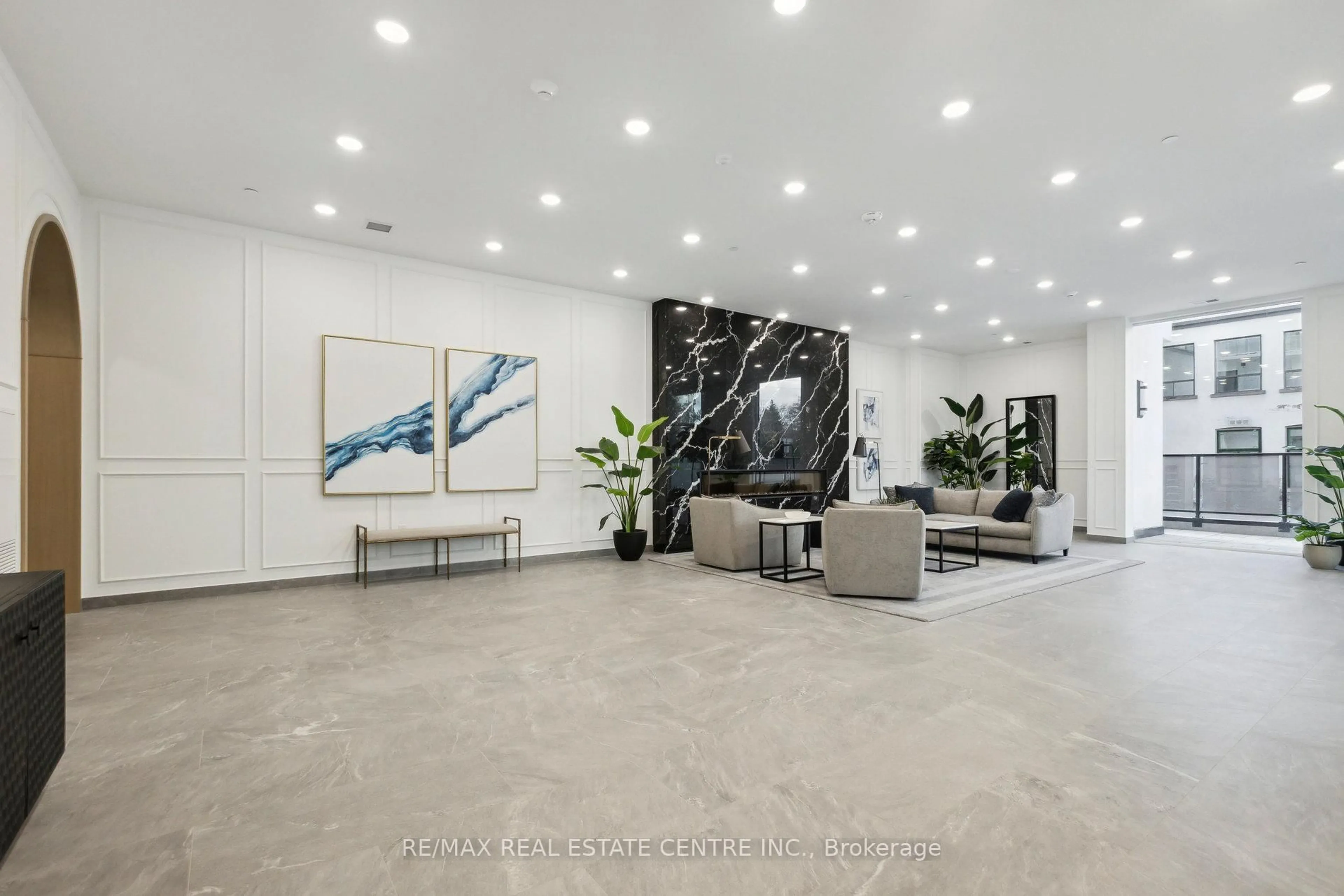 Lobby for 71 Wyndham St #703, Guelph Ontario N1E 5R3