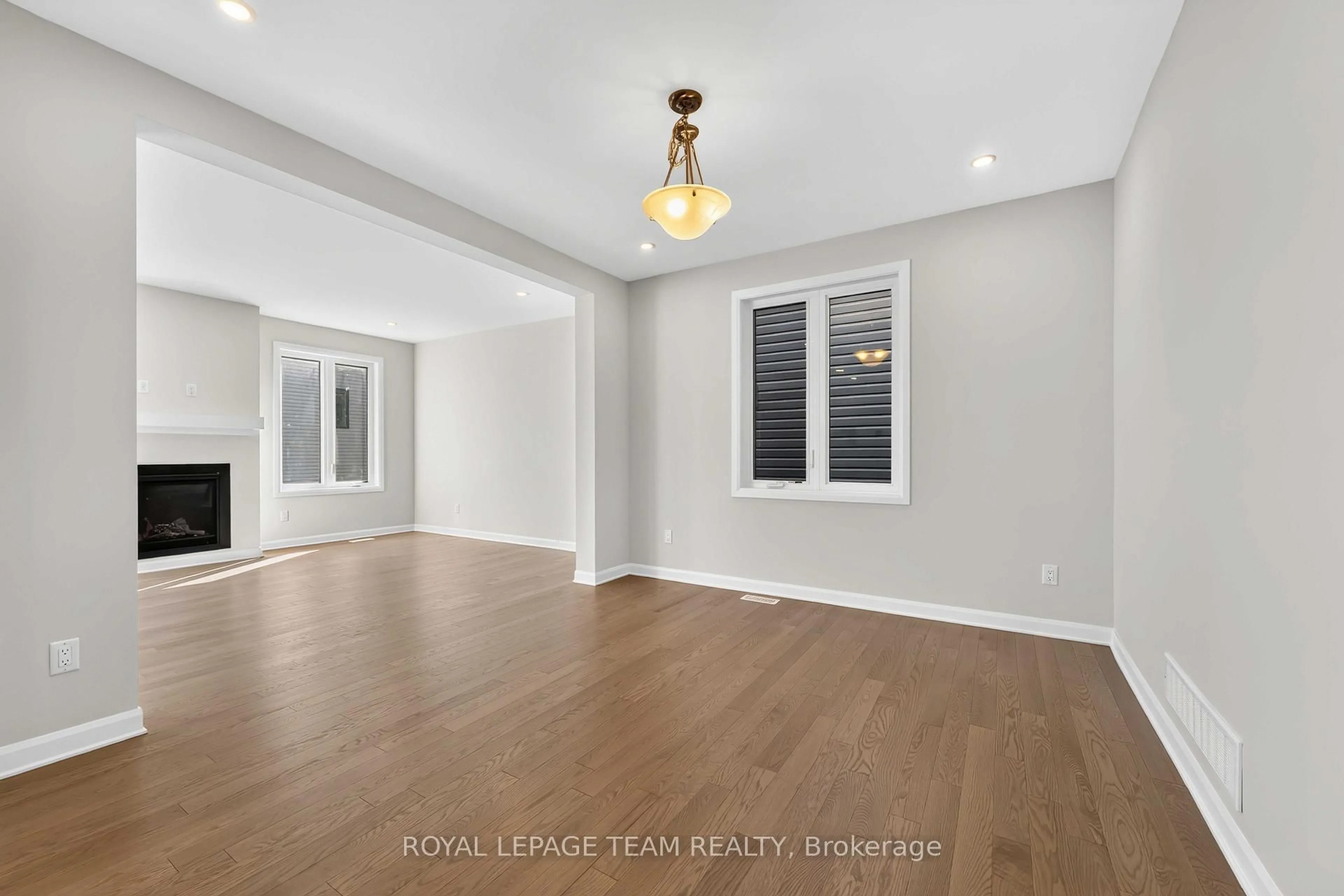 A pic of a room for 902 Locomotion Lane, Kanata Ontario K2V 0V1