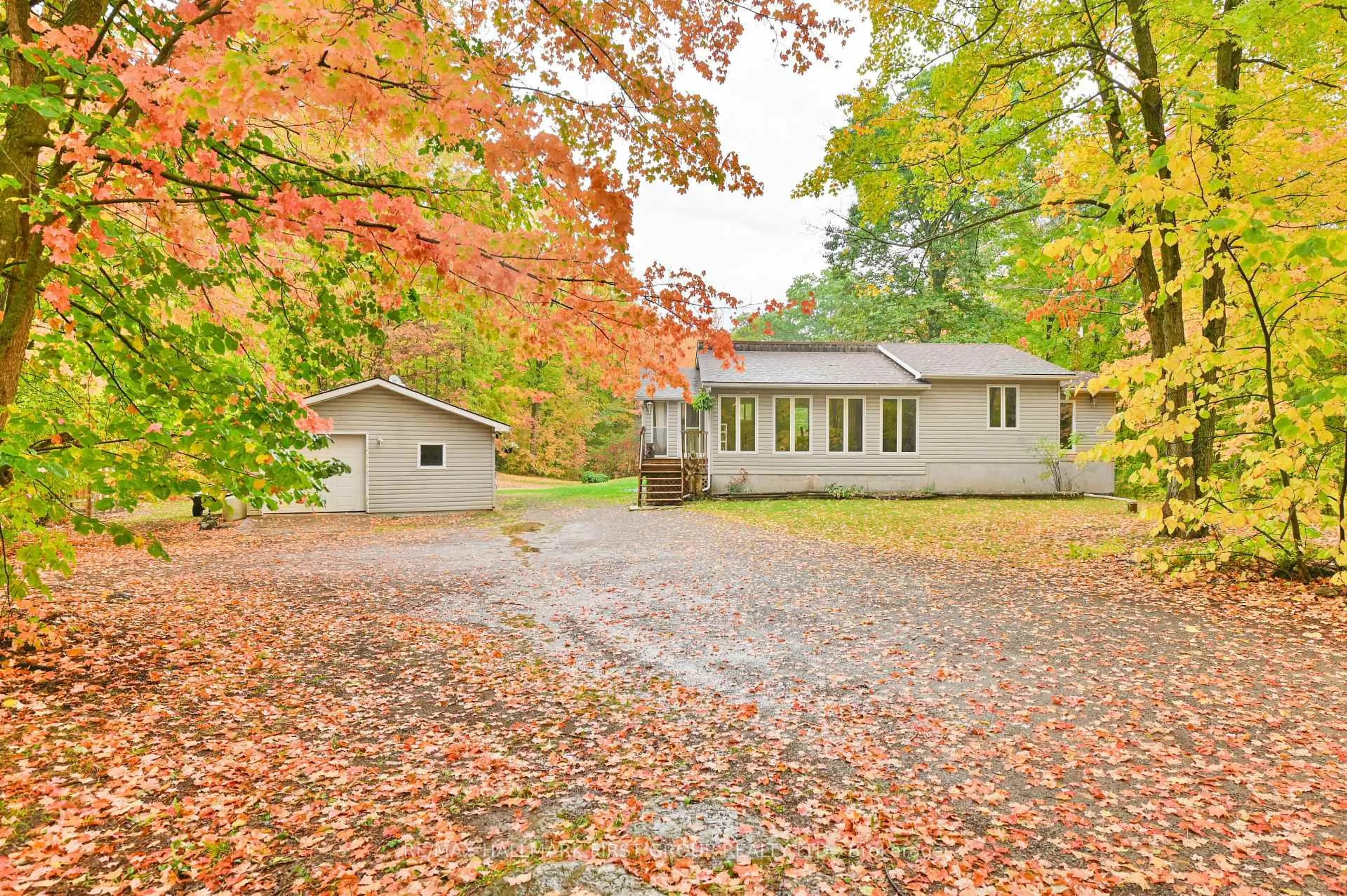 Patio, unknown for 1335 Quin Mo Lac Rd, Tweed Ontario K0K 3J0