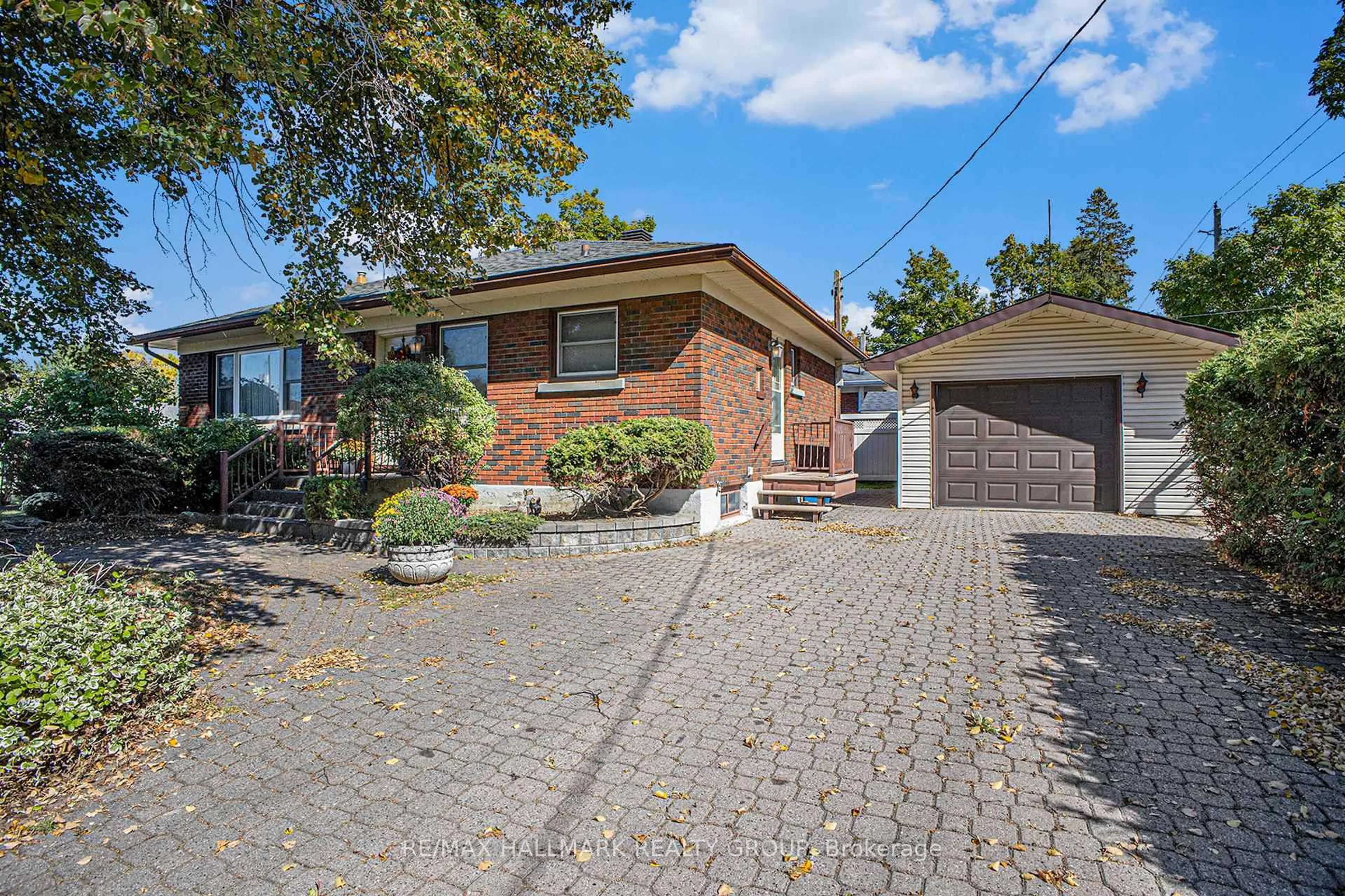 Home with brick exterior material, street for 2023 Vincent St, Ottawa Ontario K1G 2M8