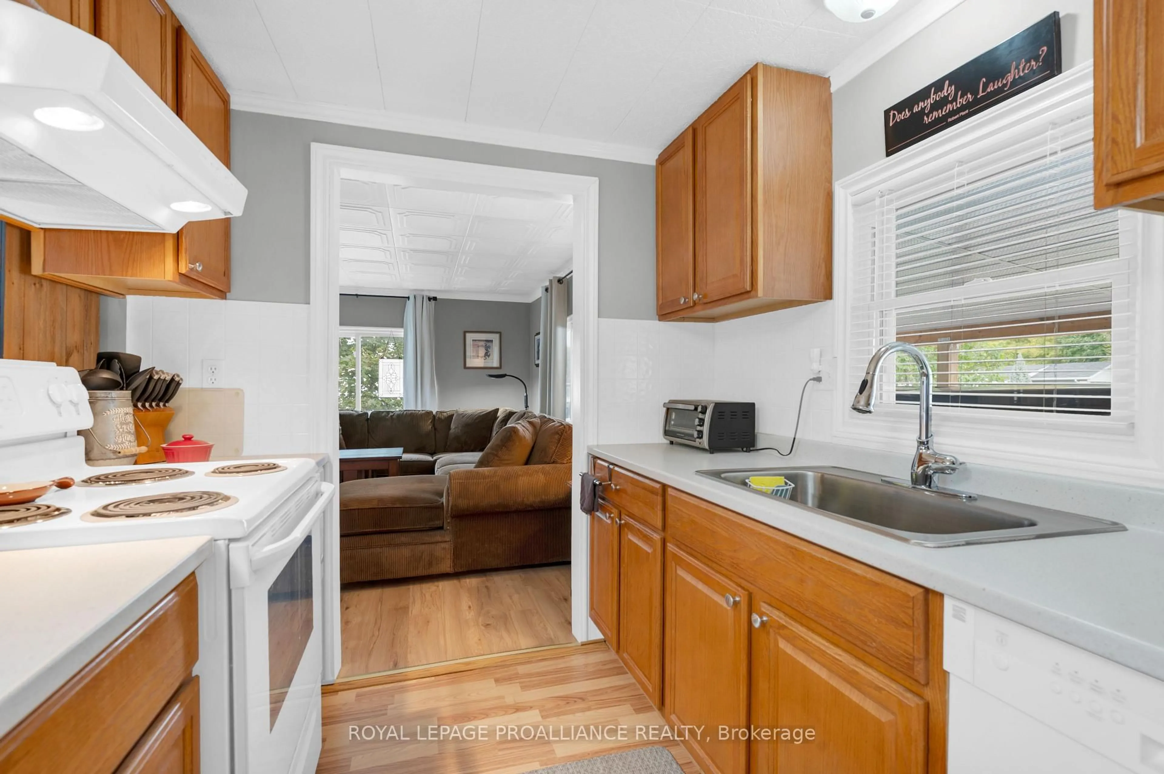 Standard kitchen, unknown for 15 Finch Lane, Quinte West Ontario K8N 4Z3