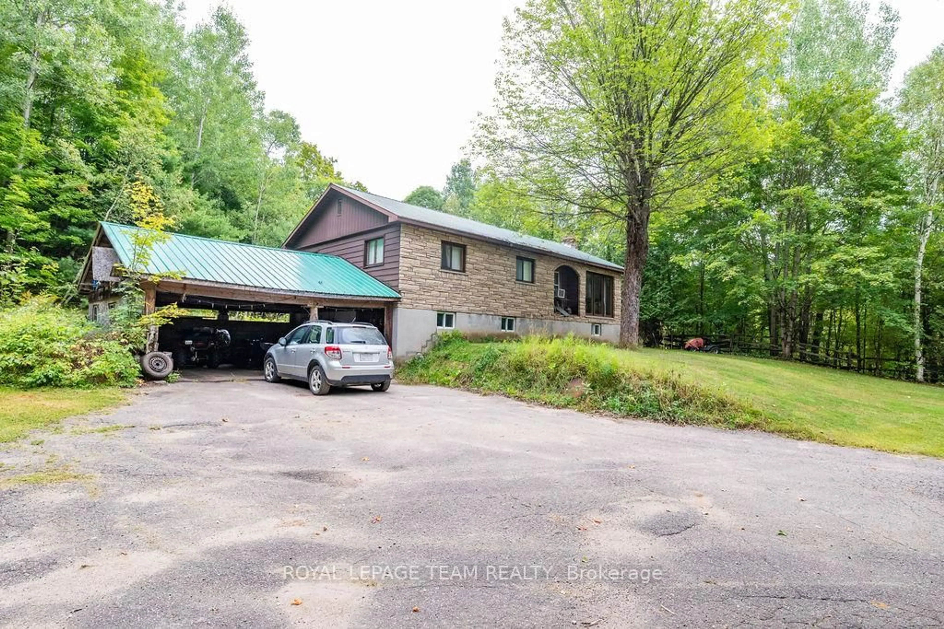 A pic from outside/outdoor area/front of a property/back of a property/a pic from drone, unknown for 531 Bruceton Rd, Palmer Rapids Ontario K0J 2E0