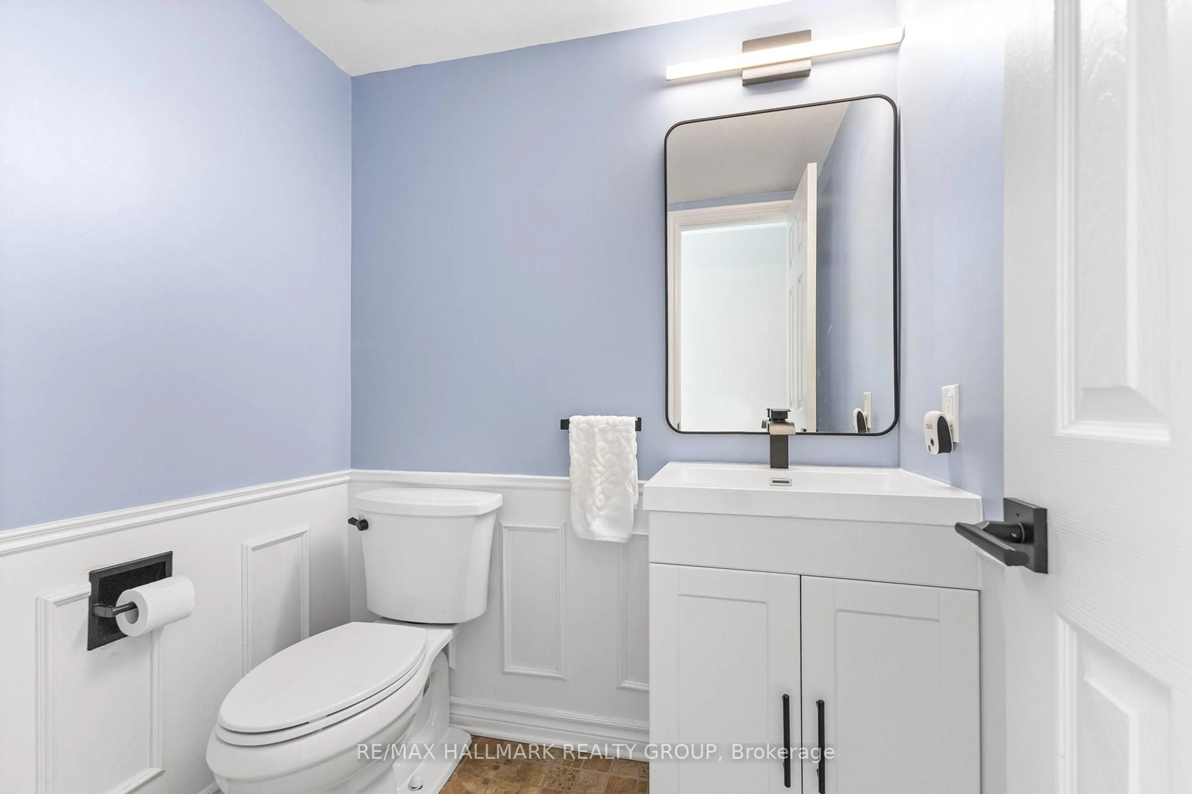 Standard bathroom, ceramic/tile floor for 66 Halley St, Barrhaven Ontario K2J 3R3