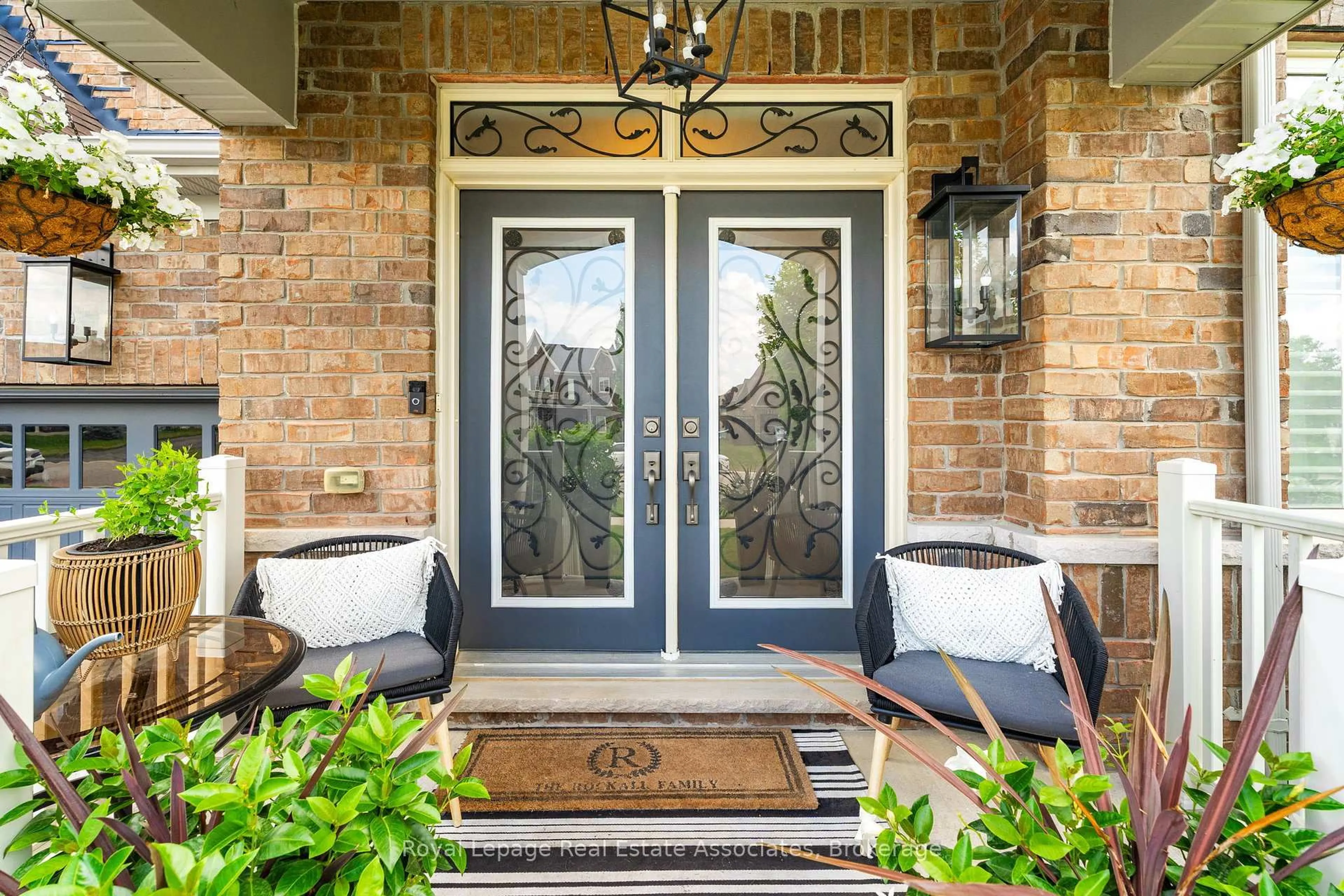 Indoor entryway for 17 Mitchell Cres, Mono Ontario L9W 6W6