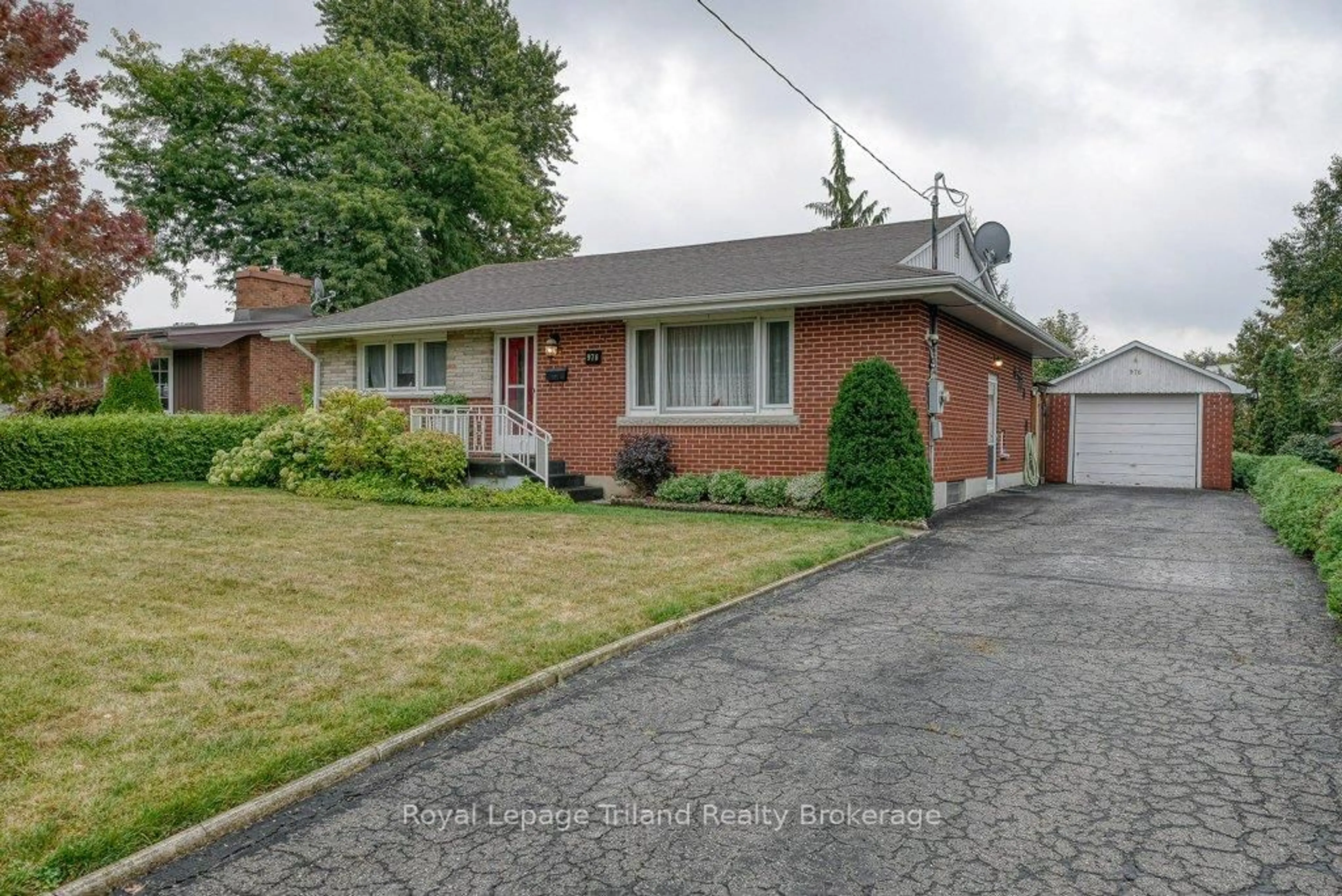 Home with brick exterior material, street for 976 Sloane St, Woodstock Ontario N4S 5E1