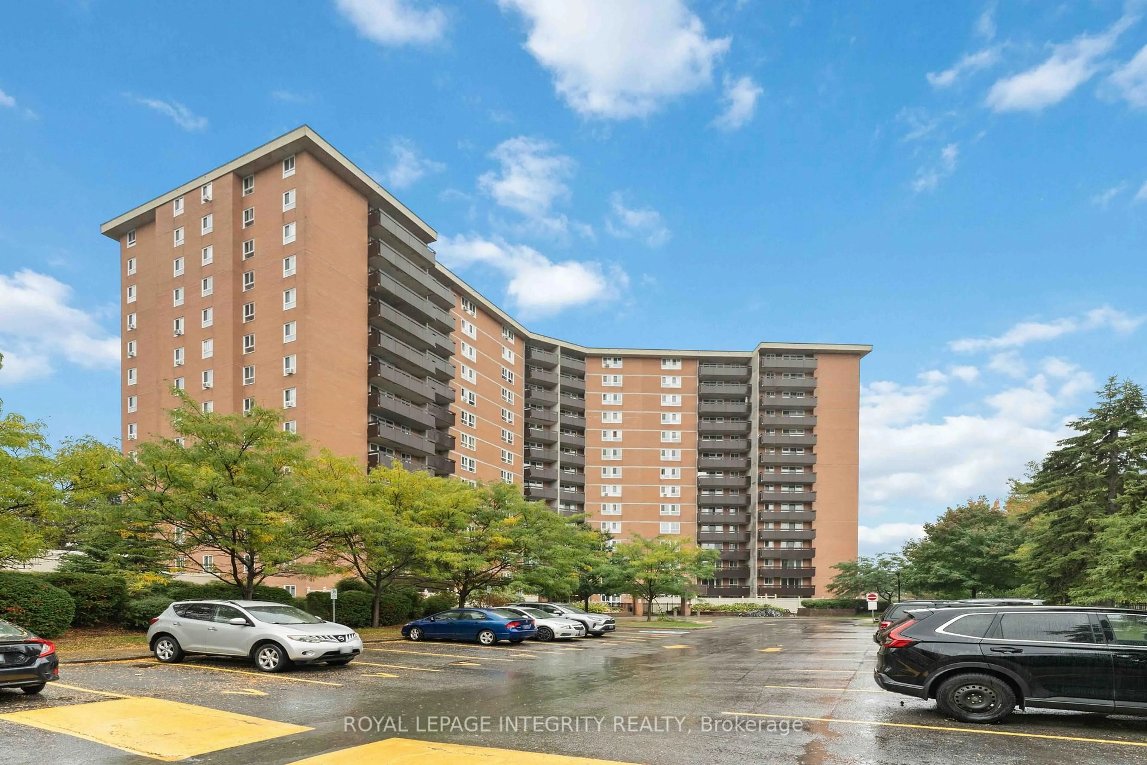 Unknown for 2000 Jasmine Cres #408, Ottawa Ontario K1J 8K4