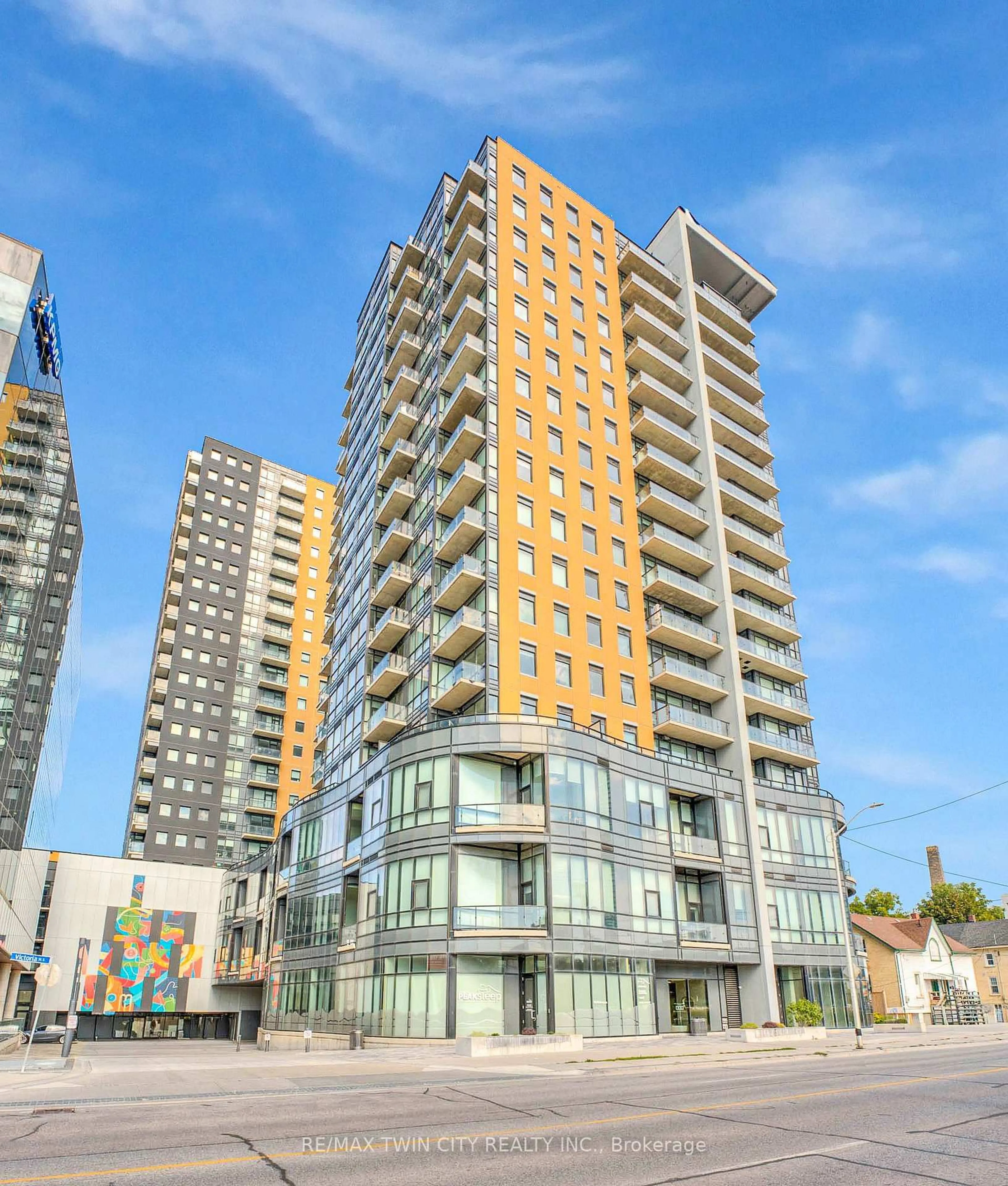Unknown for 100 Garment St #1406, Kitchener Ontario N2G 0C3