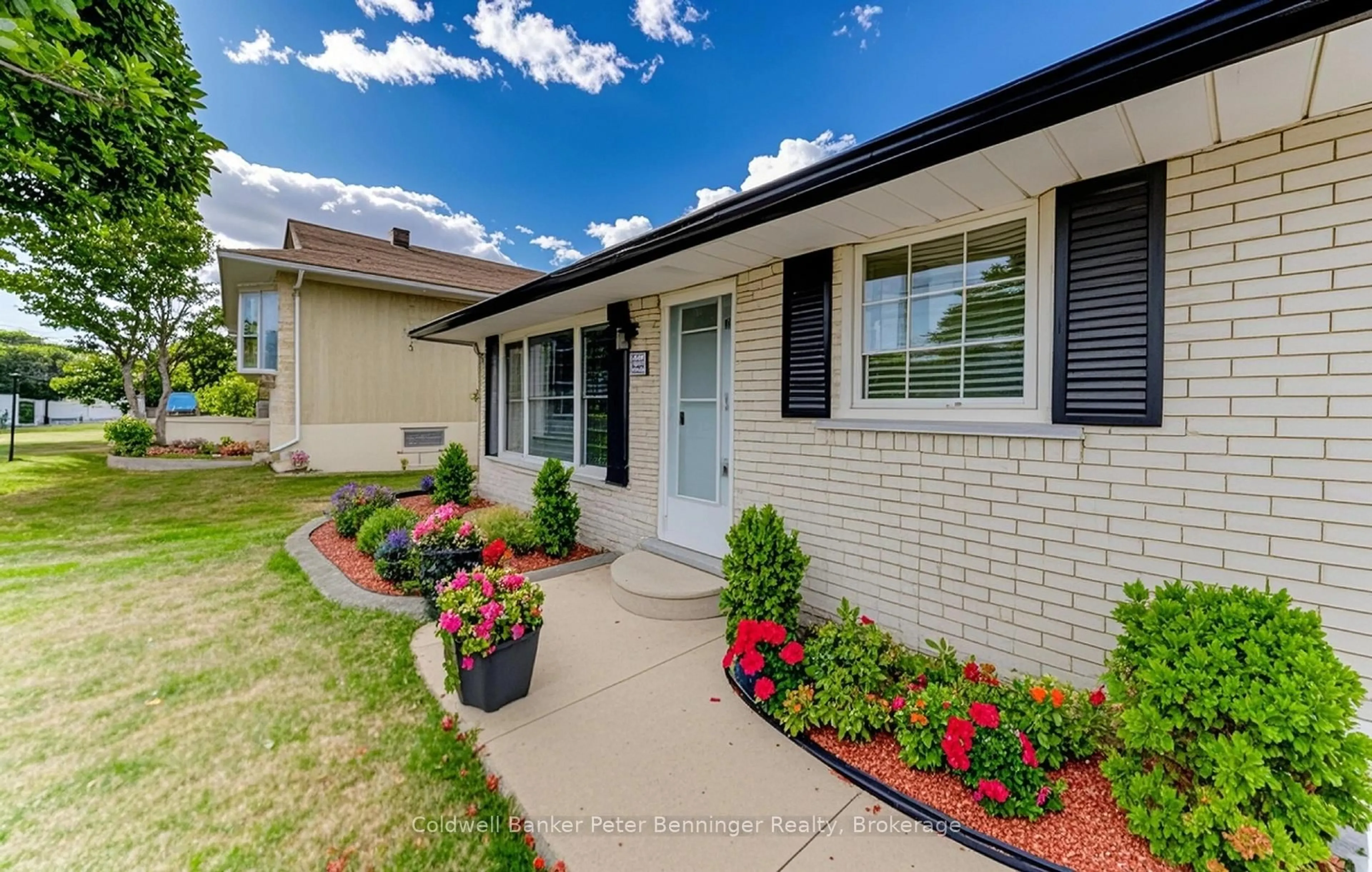Home with brick exterior material, street for 41 Weichel St, Kitchener Ontario N2M 2A7