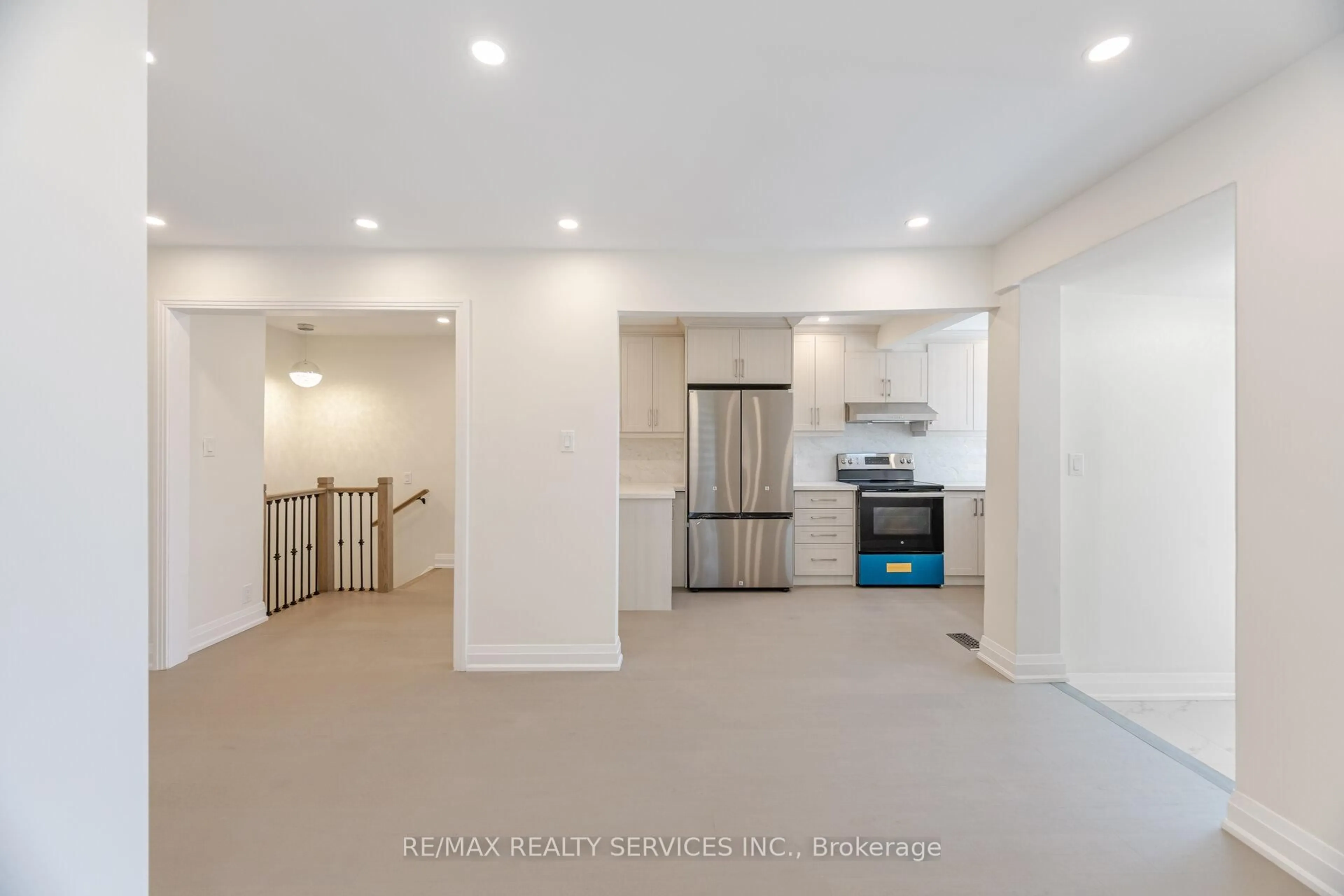 Open concept kitchen, unknown for 8772 Wellington 124 Rd, Erin Ontario N0B 1Z0