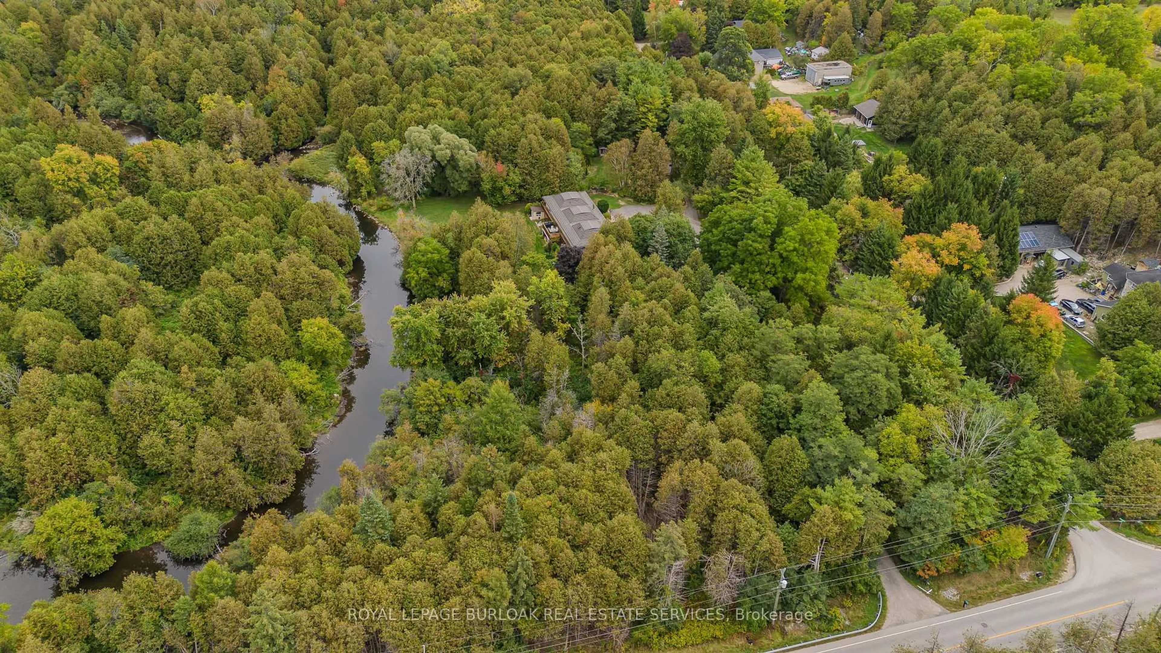 A pic from outside/outdoor area/front of a property/back of a property/a pic from drone, forest/trees view for 4891 Wellington Road 29, Guelph/Eramosa Ontario N1H 6H8