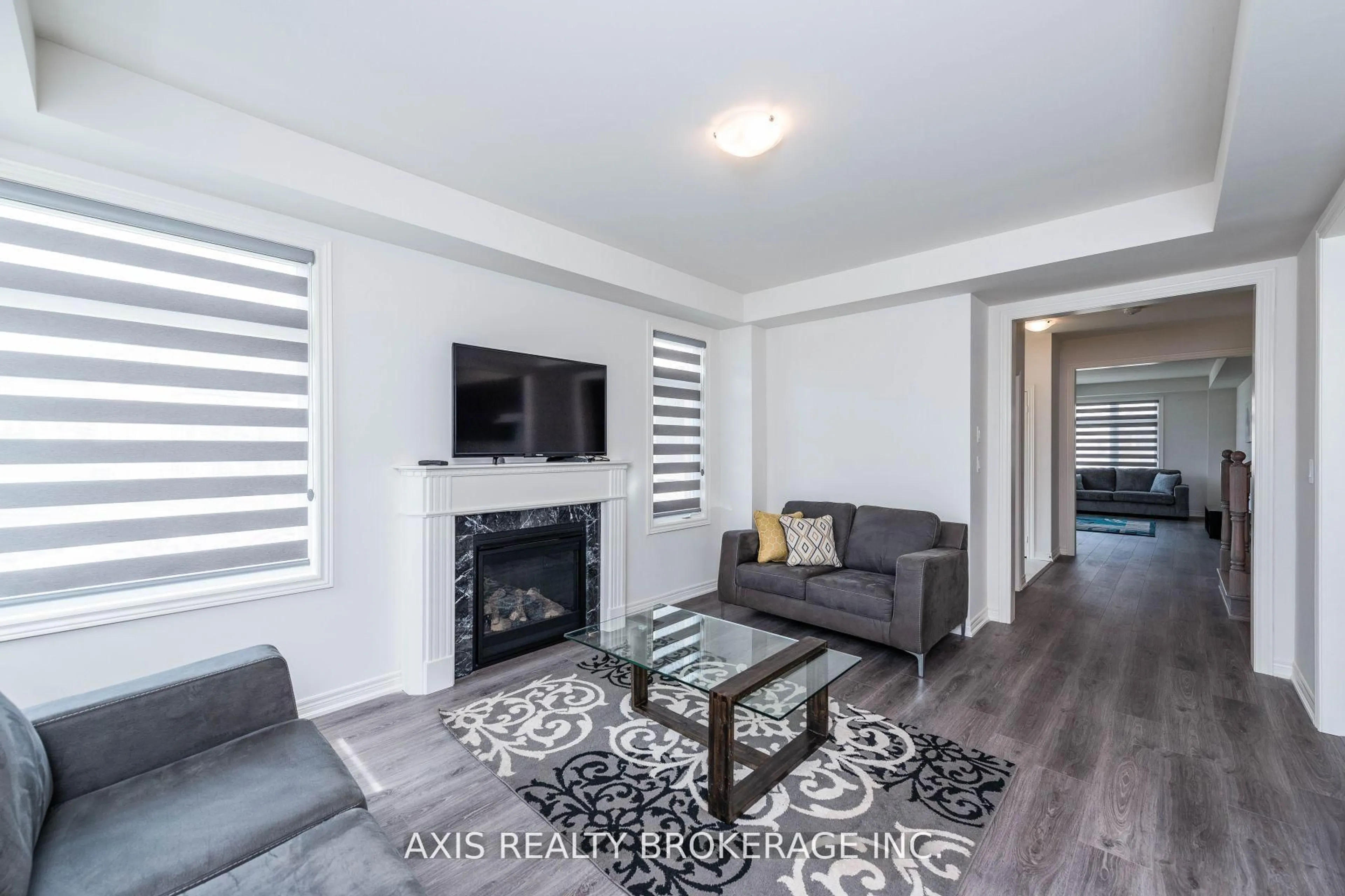 Living room with furniture, unknown for 43 Silver Meadow Gdns, Hamilton Ontario L8B 1Z4