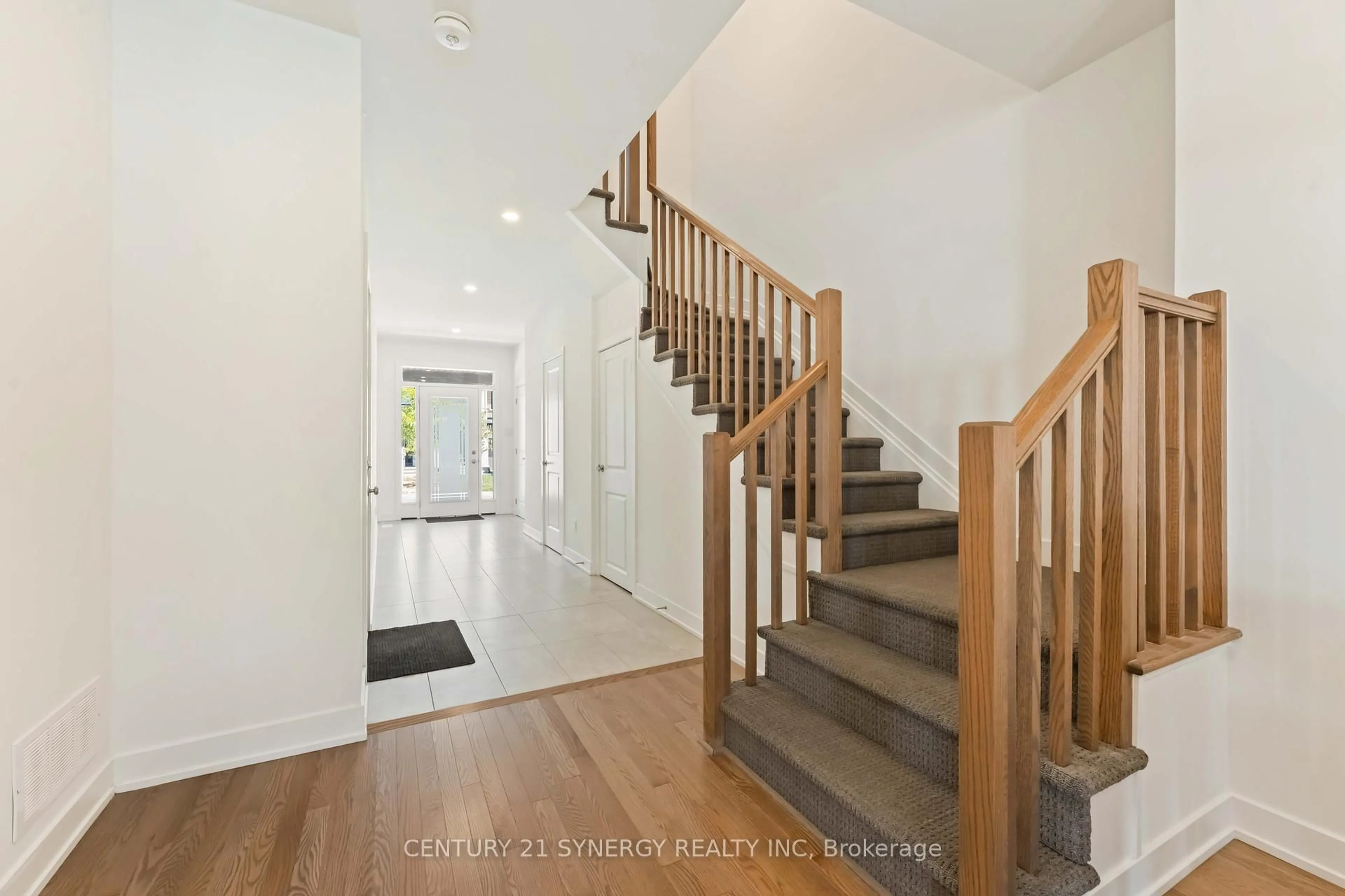 Unknown for 254 Finsbury Ave, Ottawa Ontario K2S 2Y2