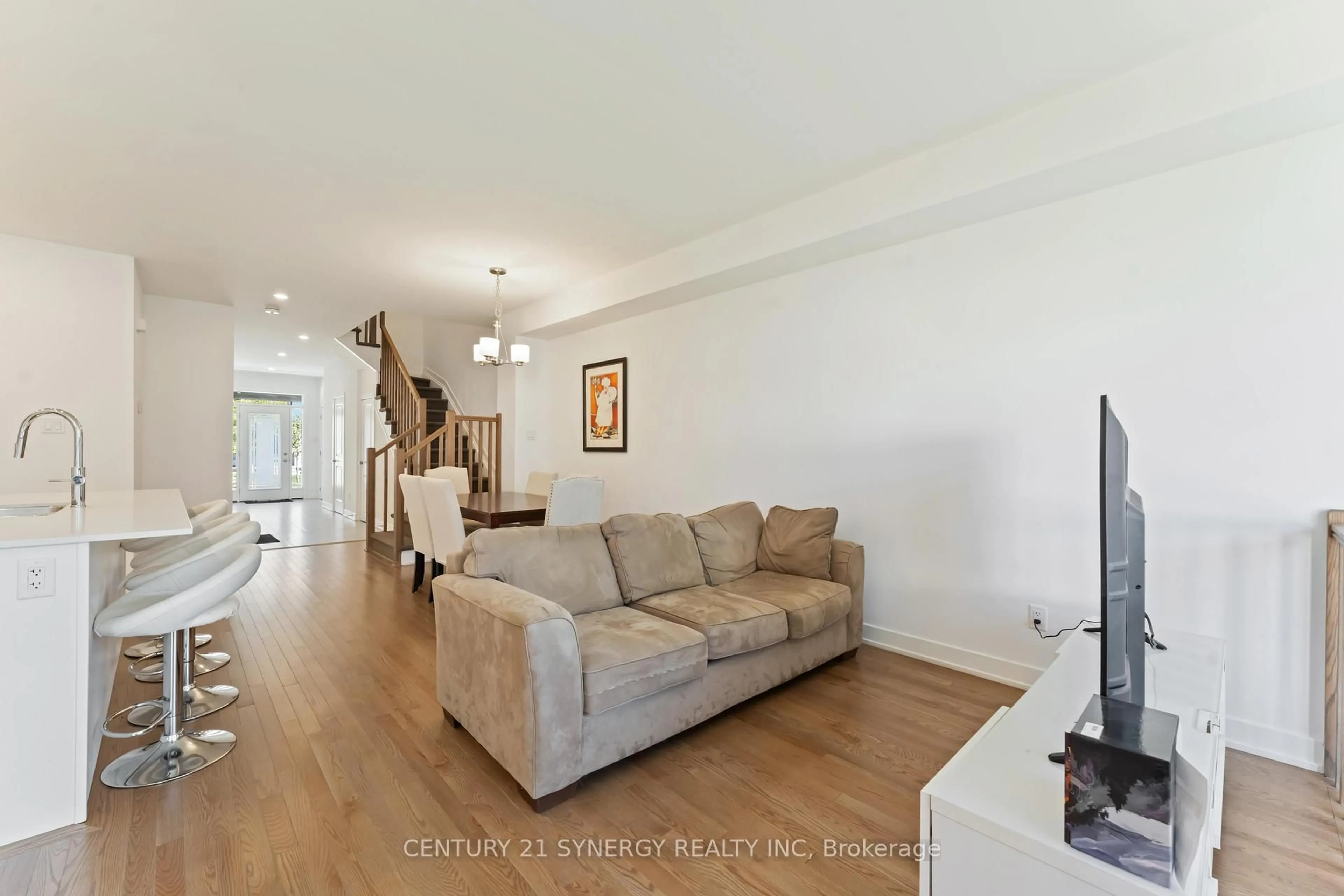 Living room with furniture, unknown for 254 Finsbury Ave, Ottawa Ontario K2S 2Y2
