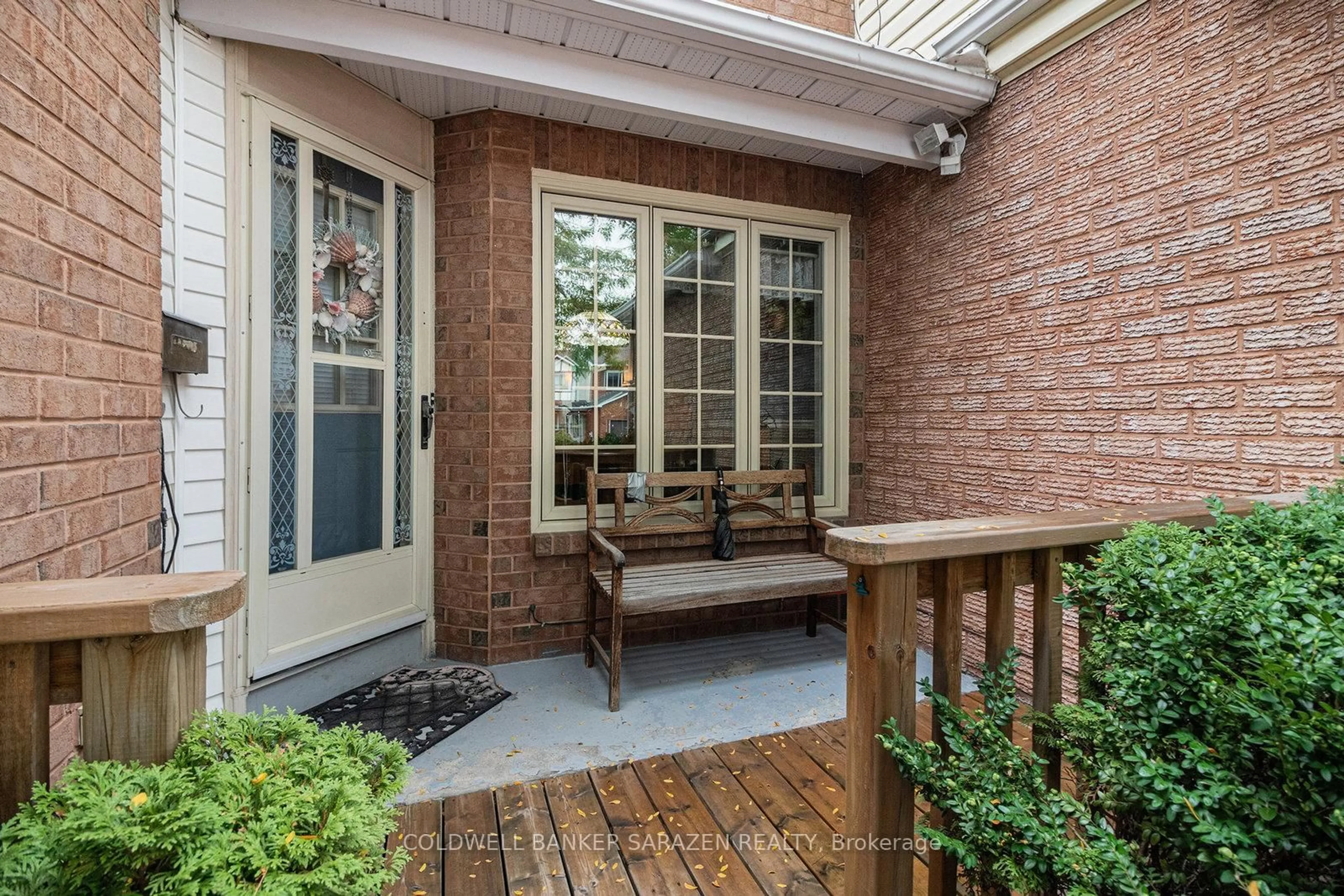 Home with brick exterior material, street for 557 Latour Cres, Ottawa Ontario K4A 1N6