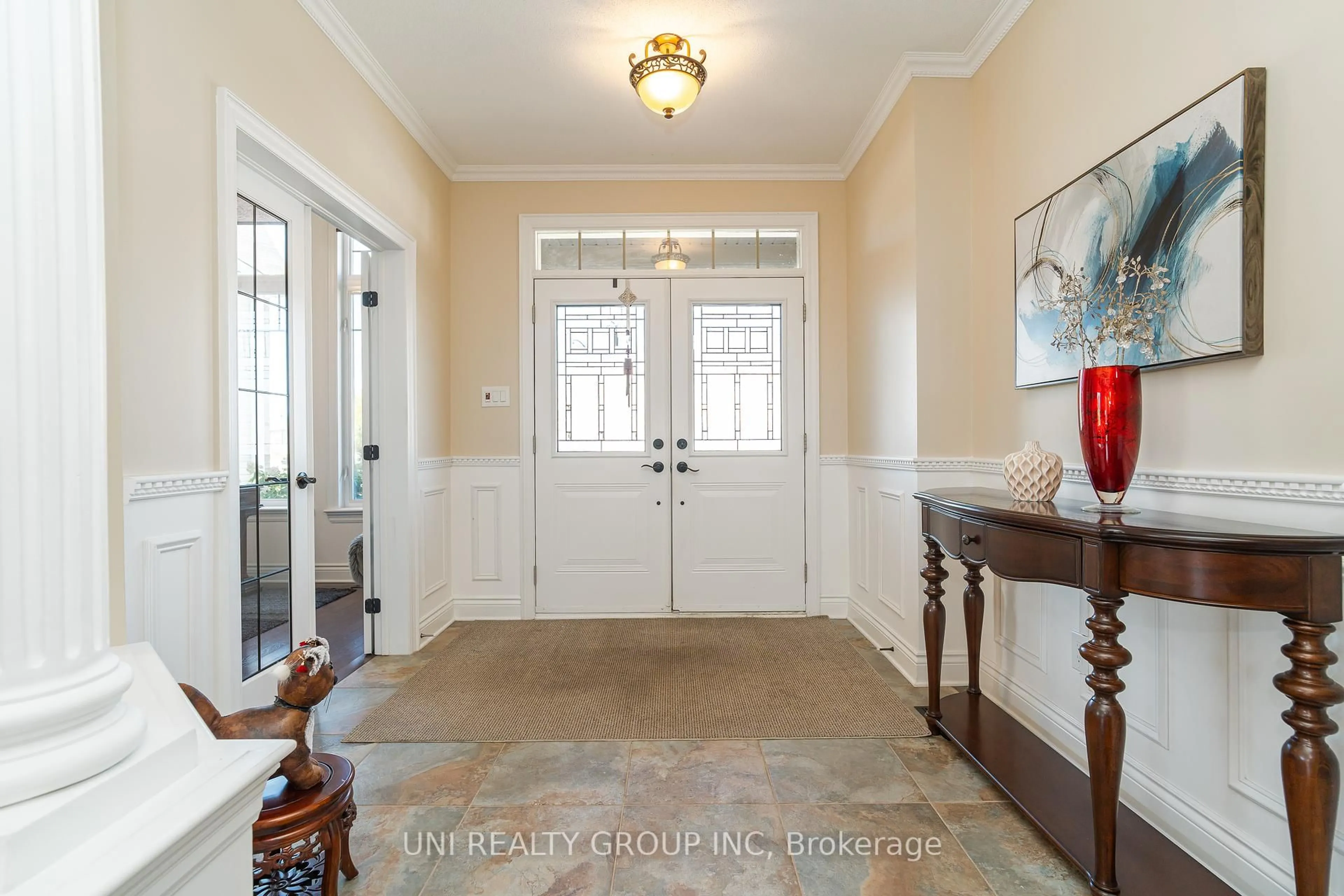 Indoor entryway for 454 CAVESSON St, Ottawa Ontario K2V 0B8
