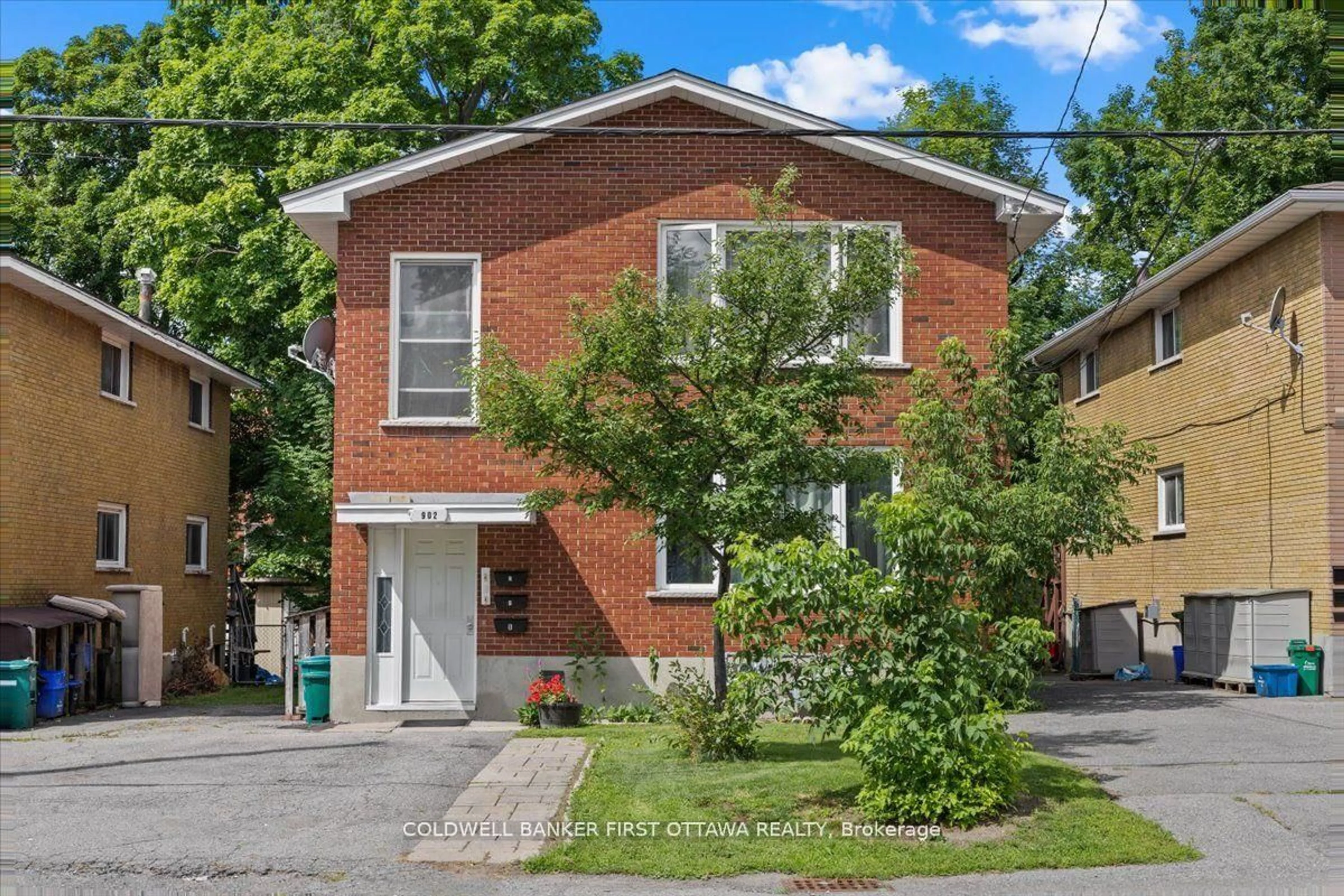 Home with brick exterior material, street for 902 Watson St, Ottawa Ontario K2B 6B9