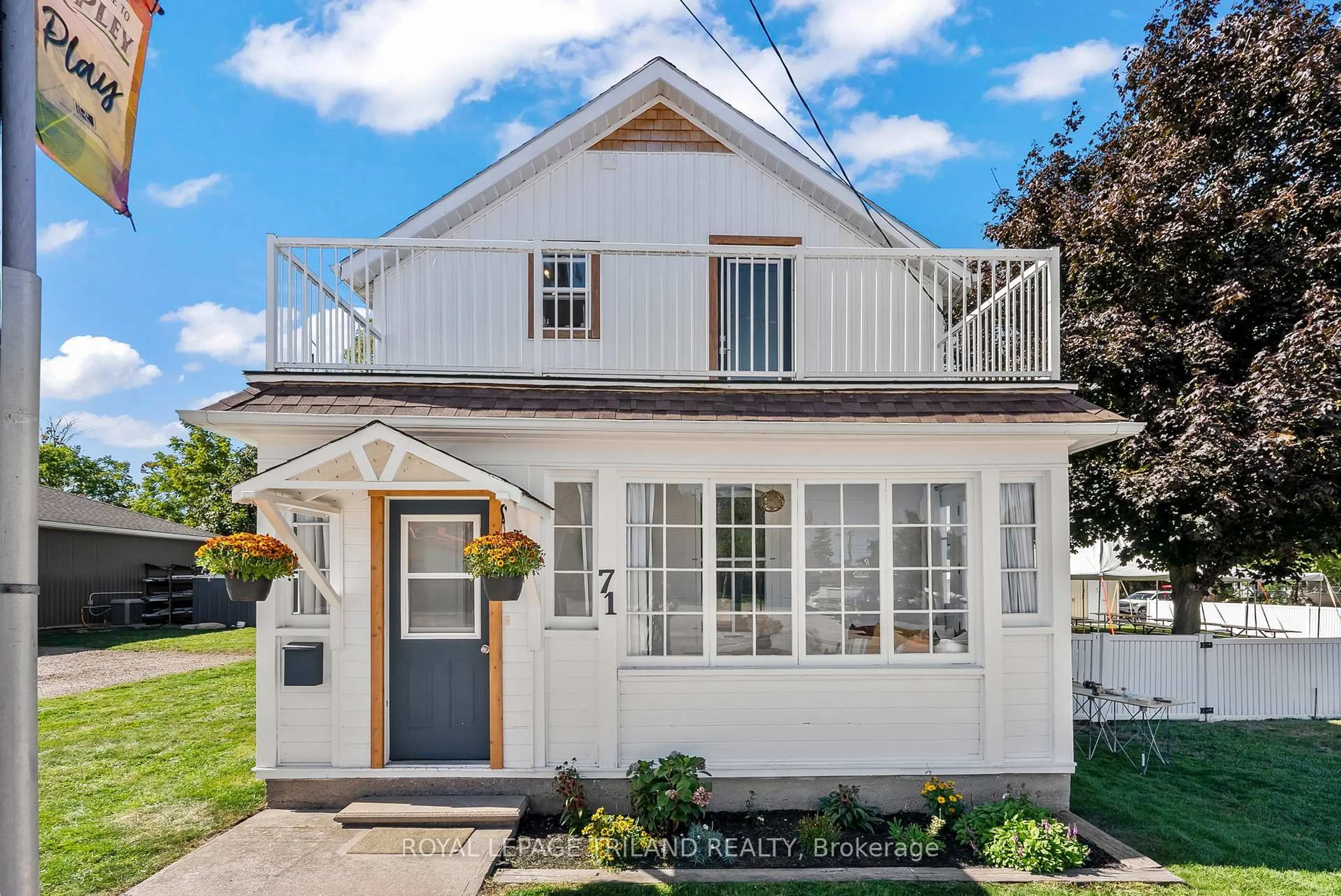 Home with vinyl exterior material, street for 71 Huron St, Huron-Kinloss Ontario N0G 2R0