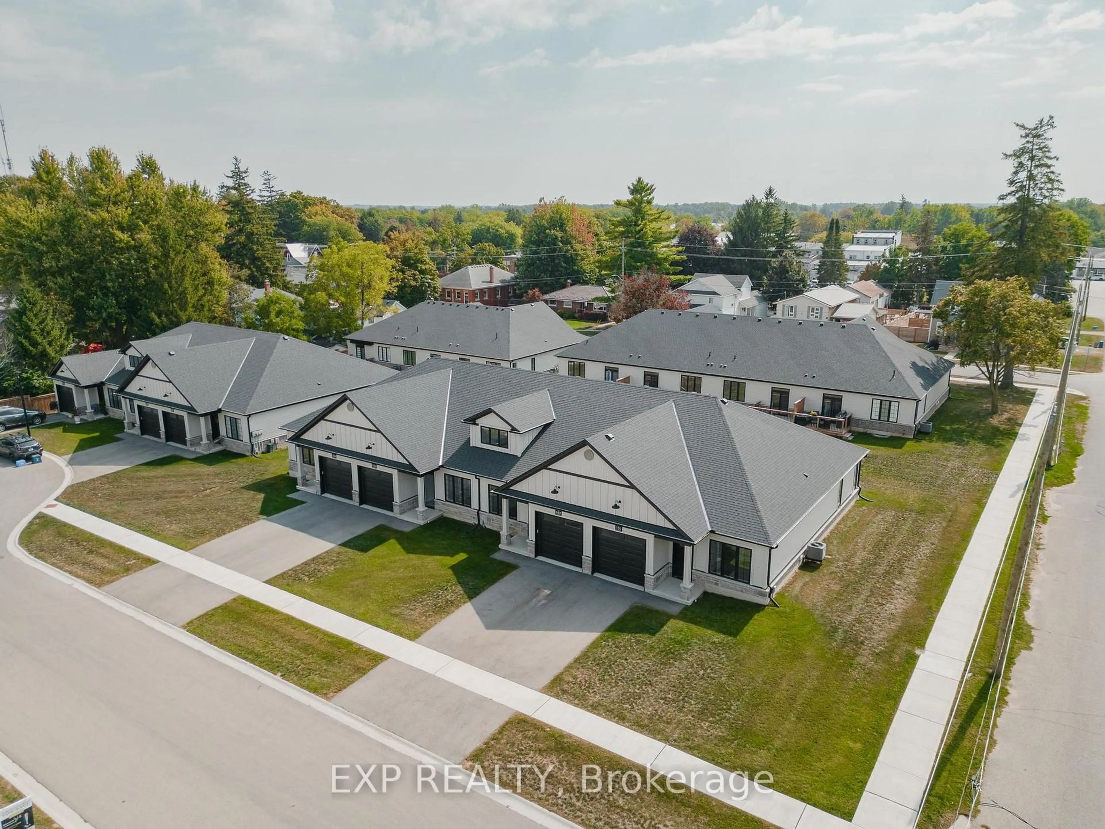 A pic from outside/outdoor area/front of a property/back of a property/a pic from drone, unknown for 12 Washington St #103, Norwich Ontario N0J 1P0