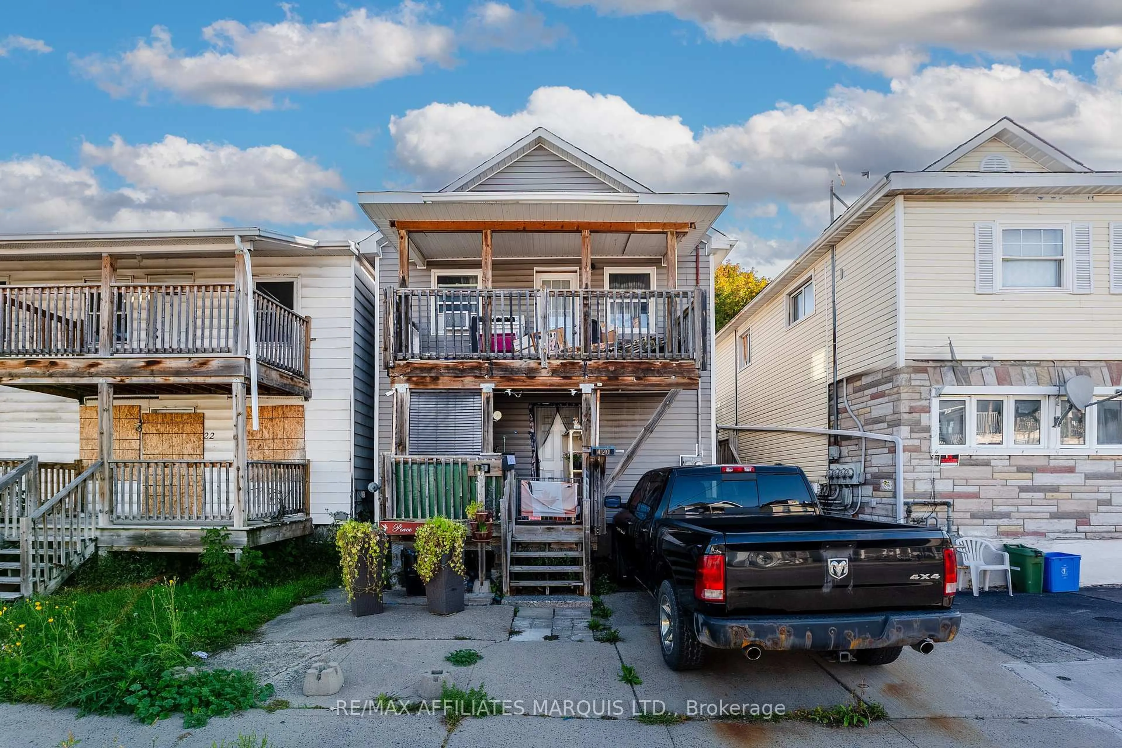 A pic from outside/outdoor area/front of a property/back of a property/a pic from drone, street for 420 Mcconnell Ave, Cornwall Ontario K6H 4L7