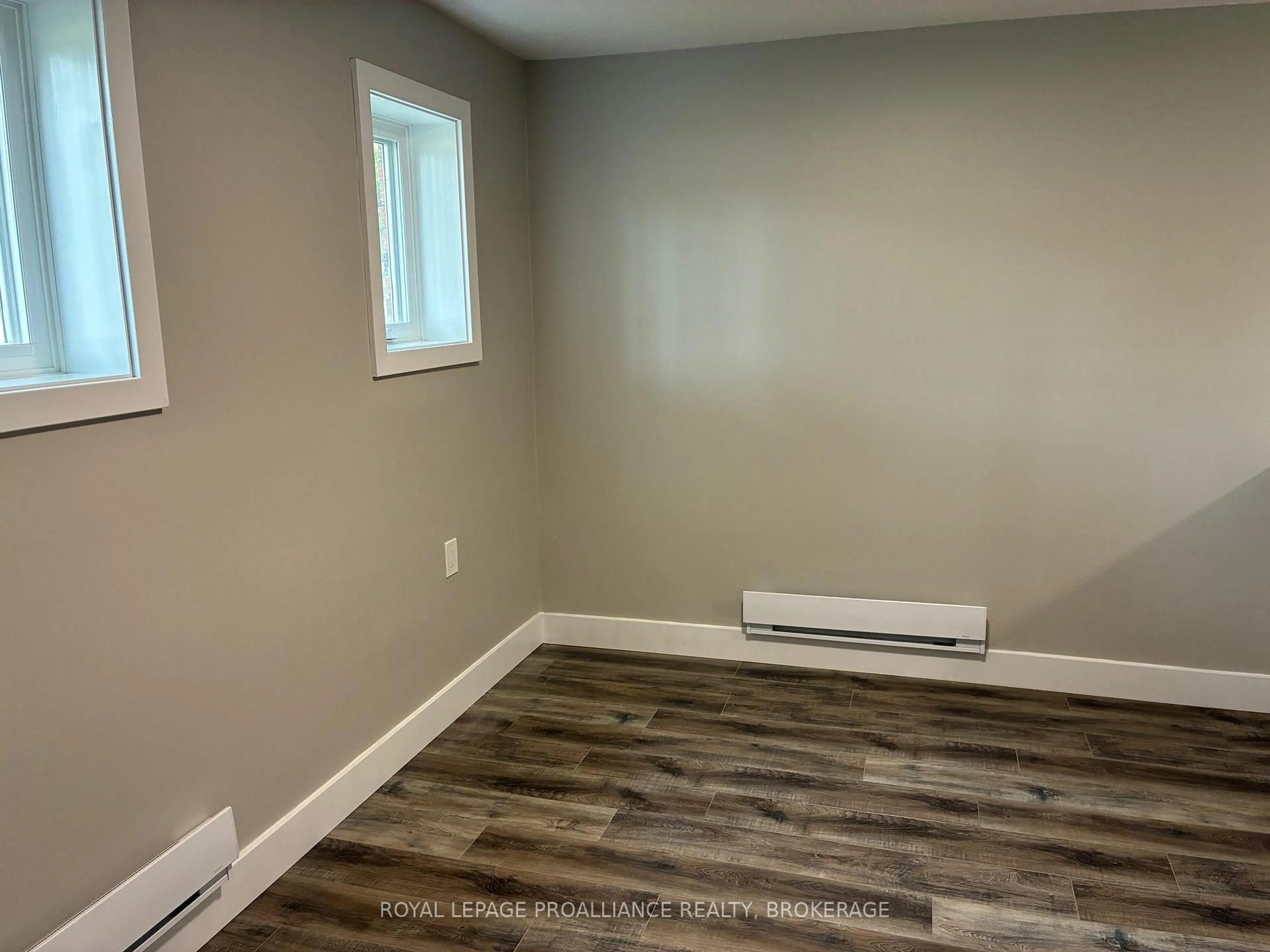 A pic of a room for 565 Emma St, Gananoque Ontario K7G 2Y6