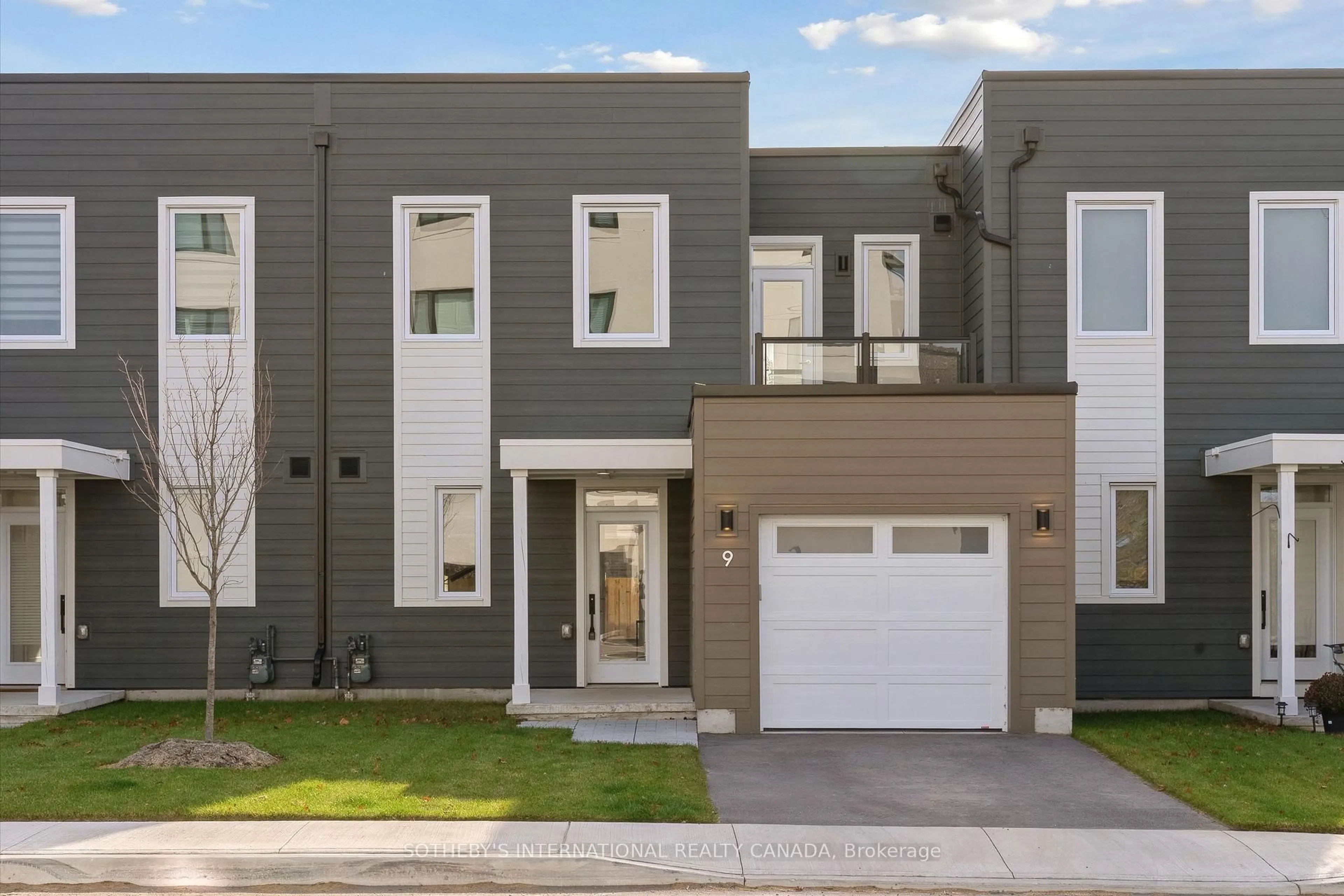 Home with vinyl exterior material, street for 19 West St #9, Kawartha Lakes Ontario K0M 1N0