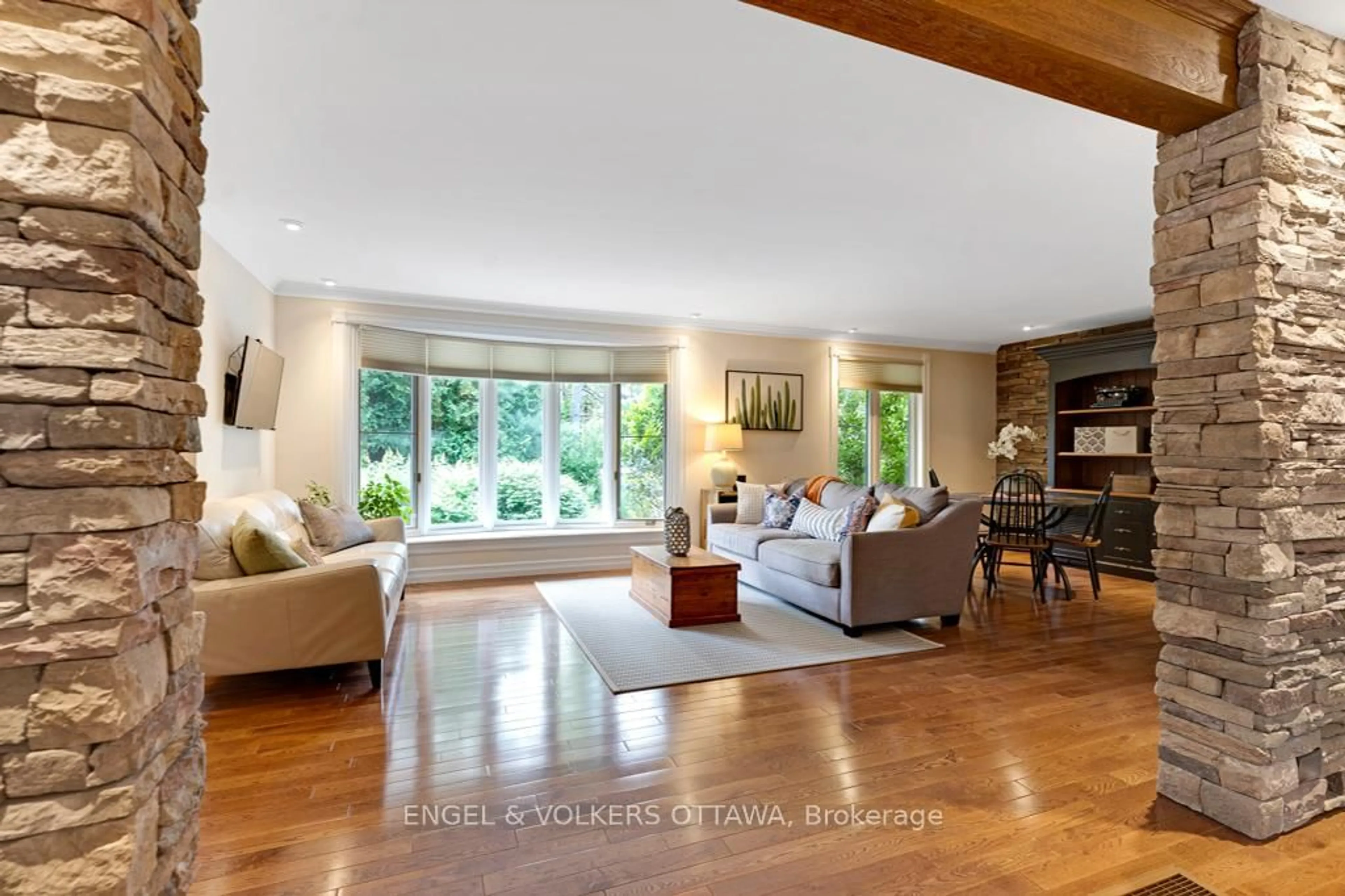 Living room with furniture, unknown for 656 Spruce Ridge Rd, Carp Ontario K0A 1L0