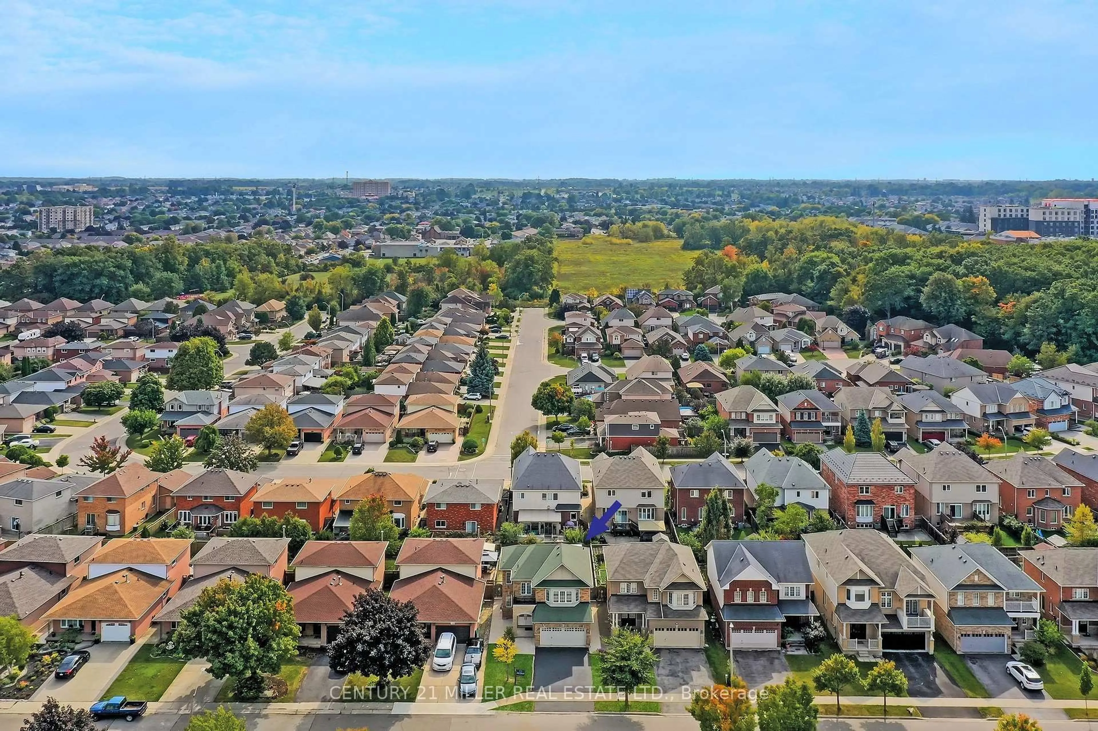 A pic from outside/outdoor area/front of a property/back of a property/a pic from drone, street for 126 Merrilee Cres, Hamilton Ontario L9A 0B1