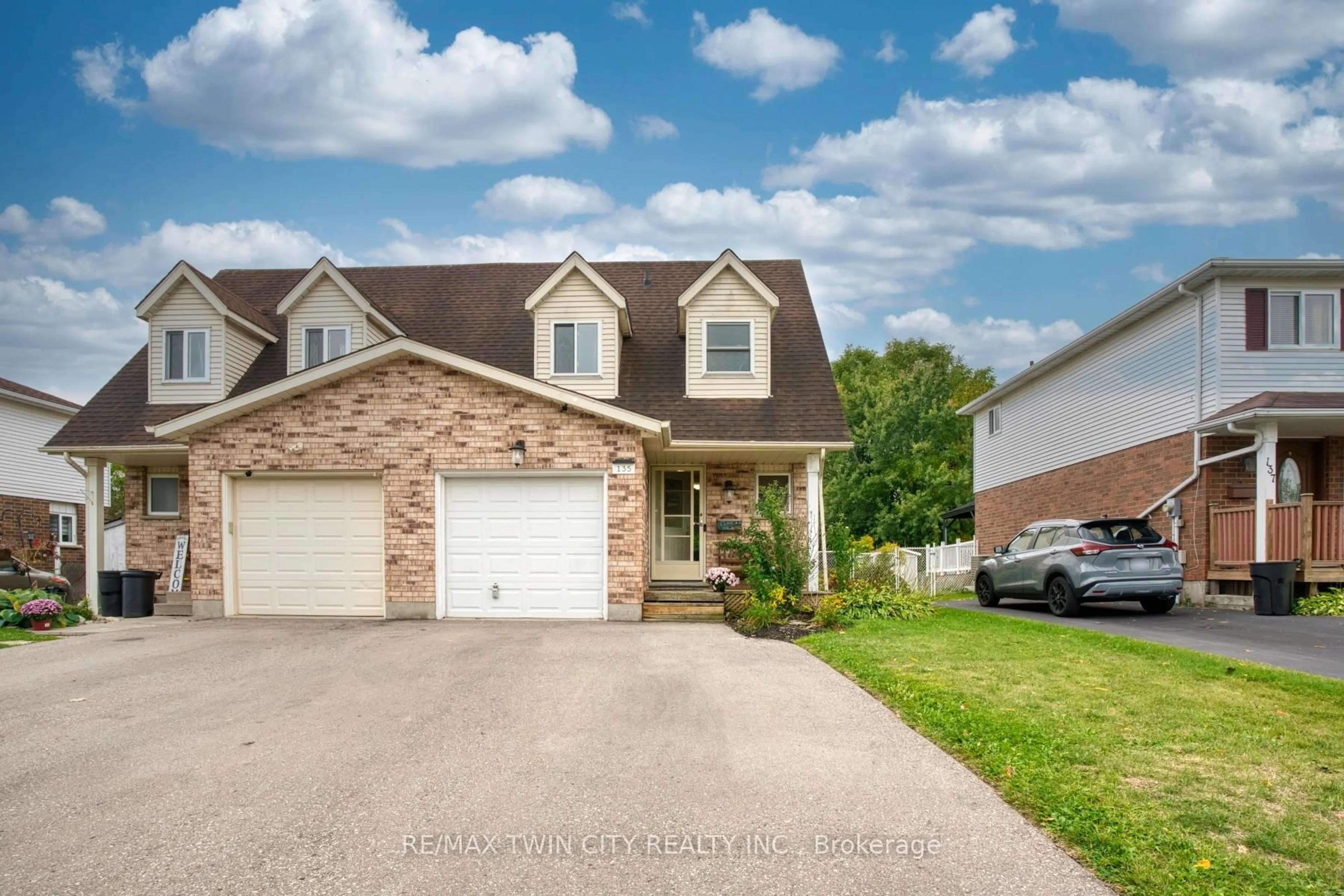 Unknown for 135 Eastforest Tr, Kitchener Ontario N2N 3E4