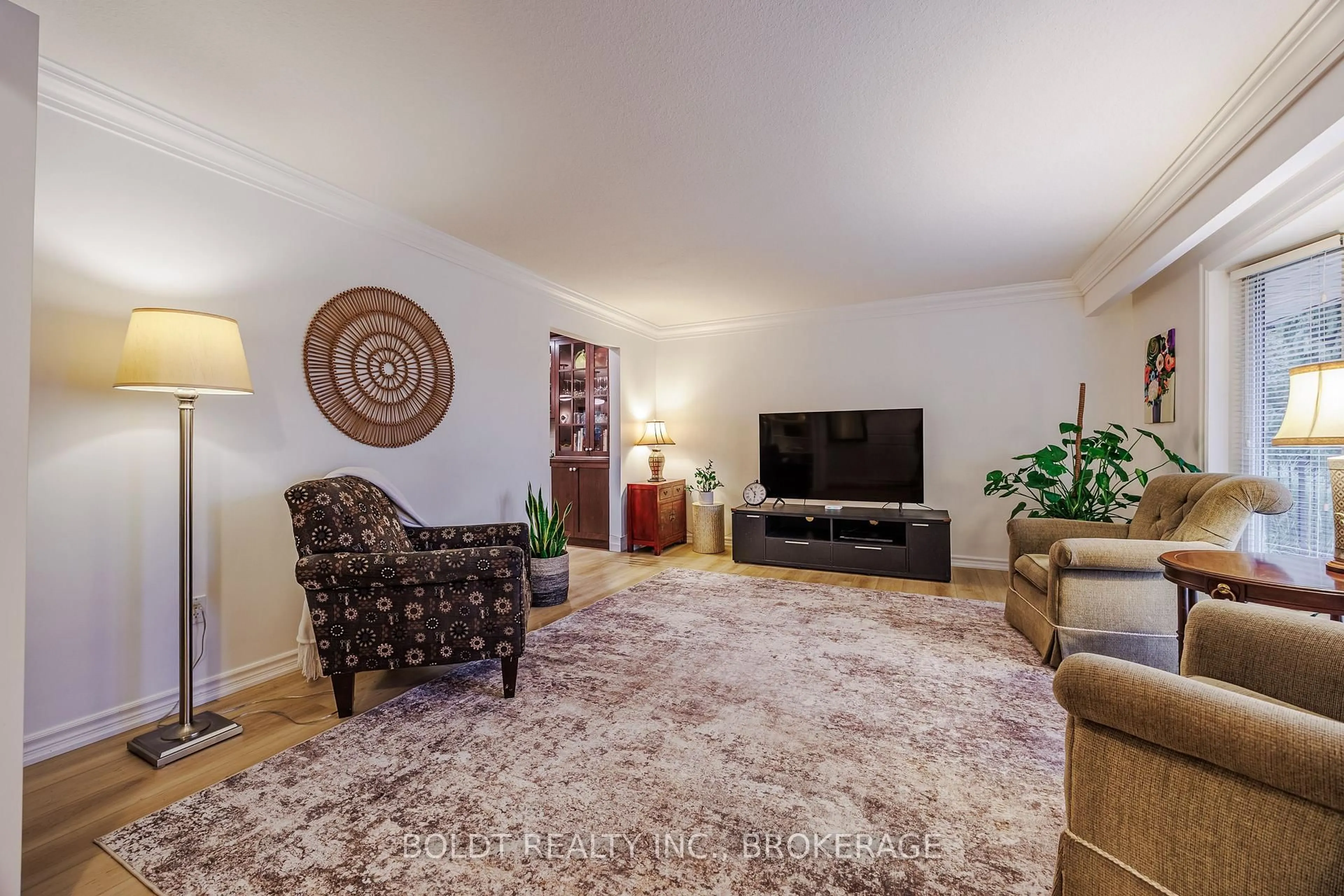 Living room with furniture, unknown for 25 Neptune Dr, St. Catharines Ontario L2M 2S3