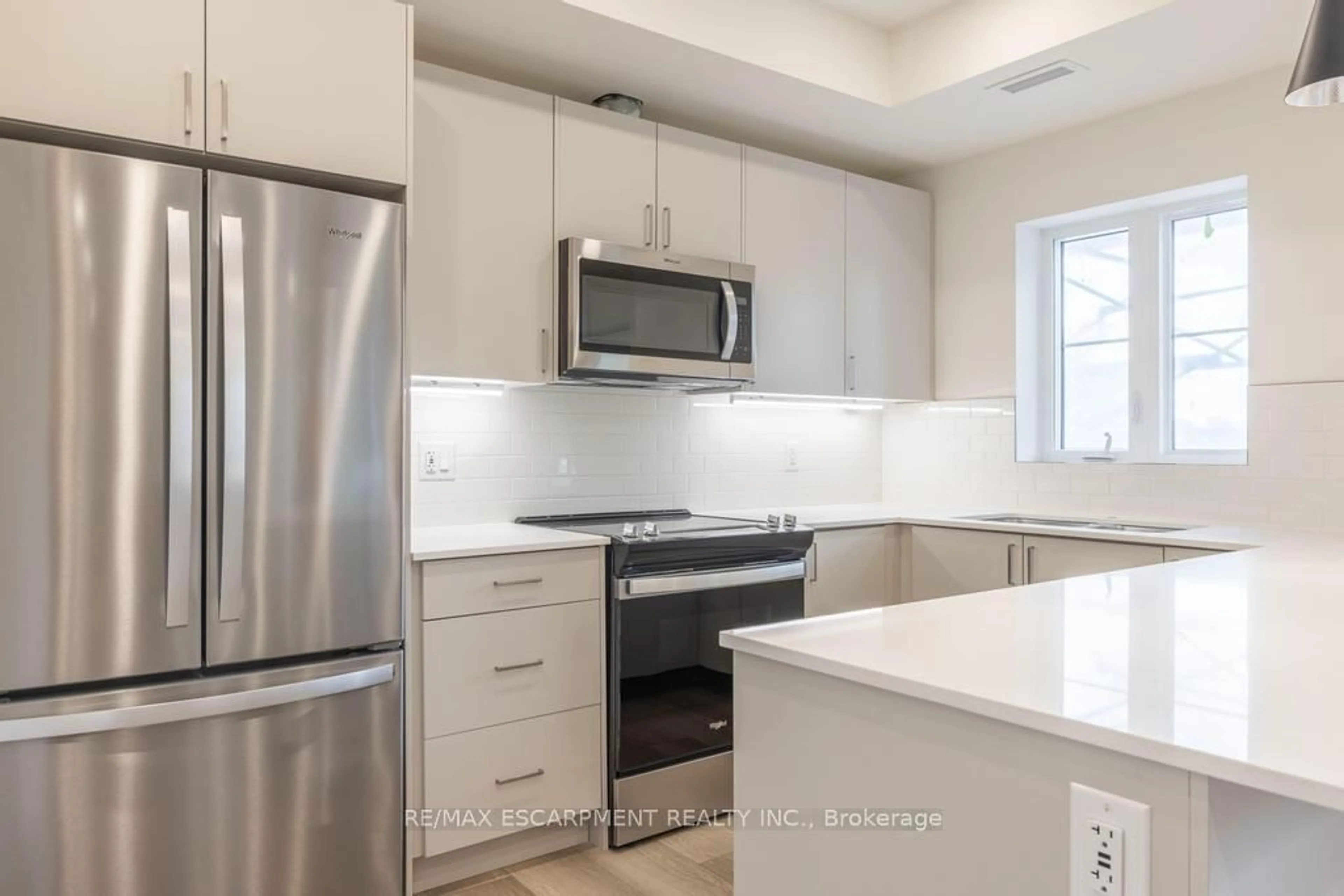 Unknown for 123 Lincoln St #209, Welland Ontario L3C 6P8