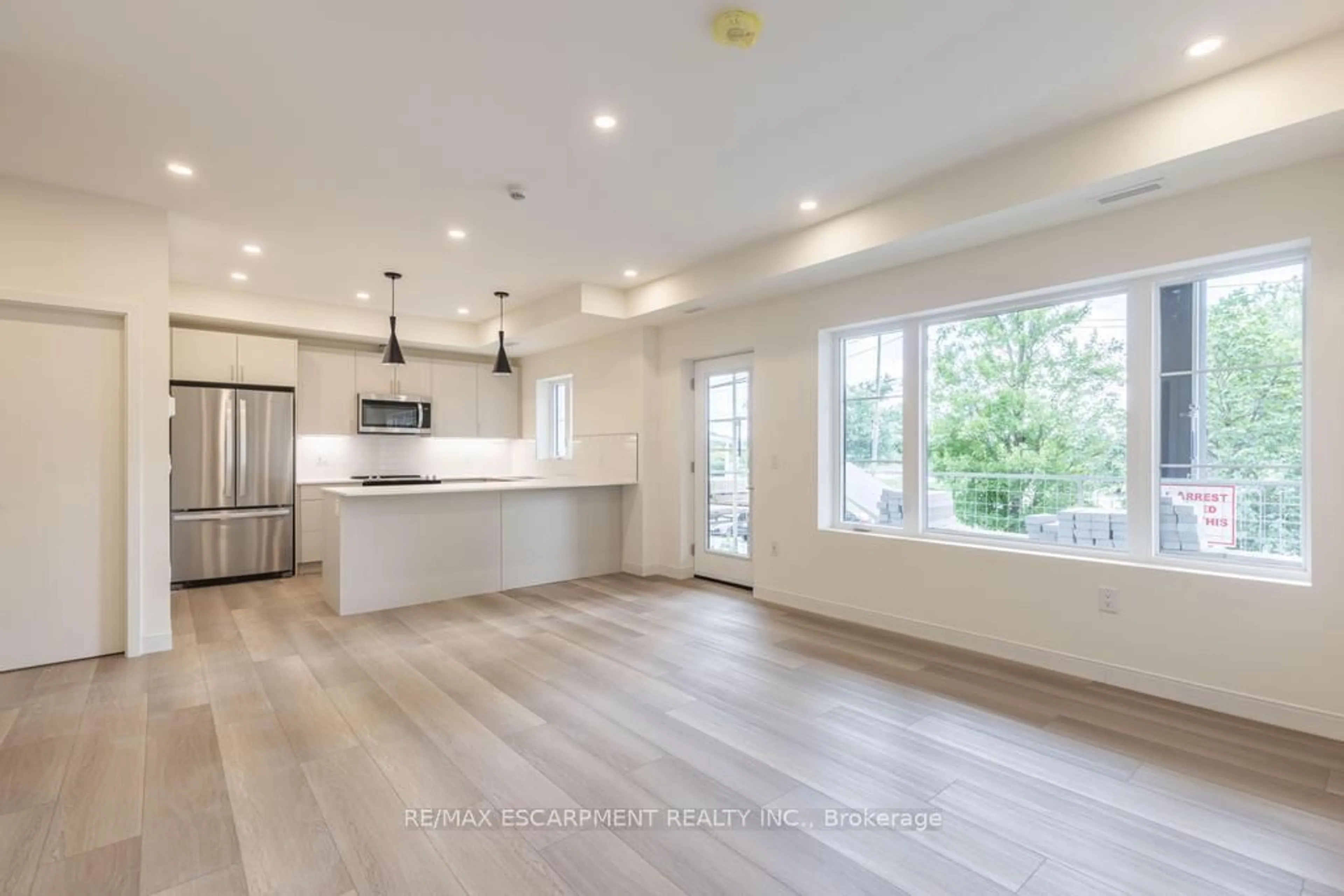 Open concept kitchen, unknown for 123 Lincoln St #209, Welland Ontario L3C 6P8