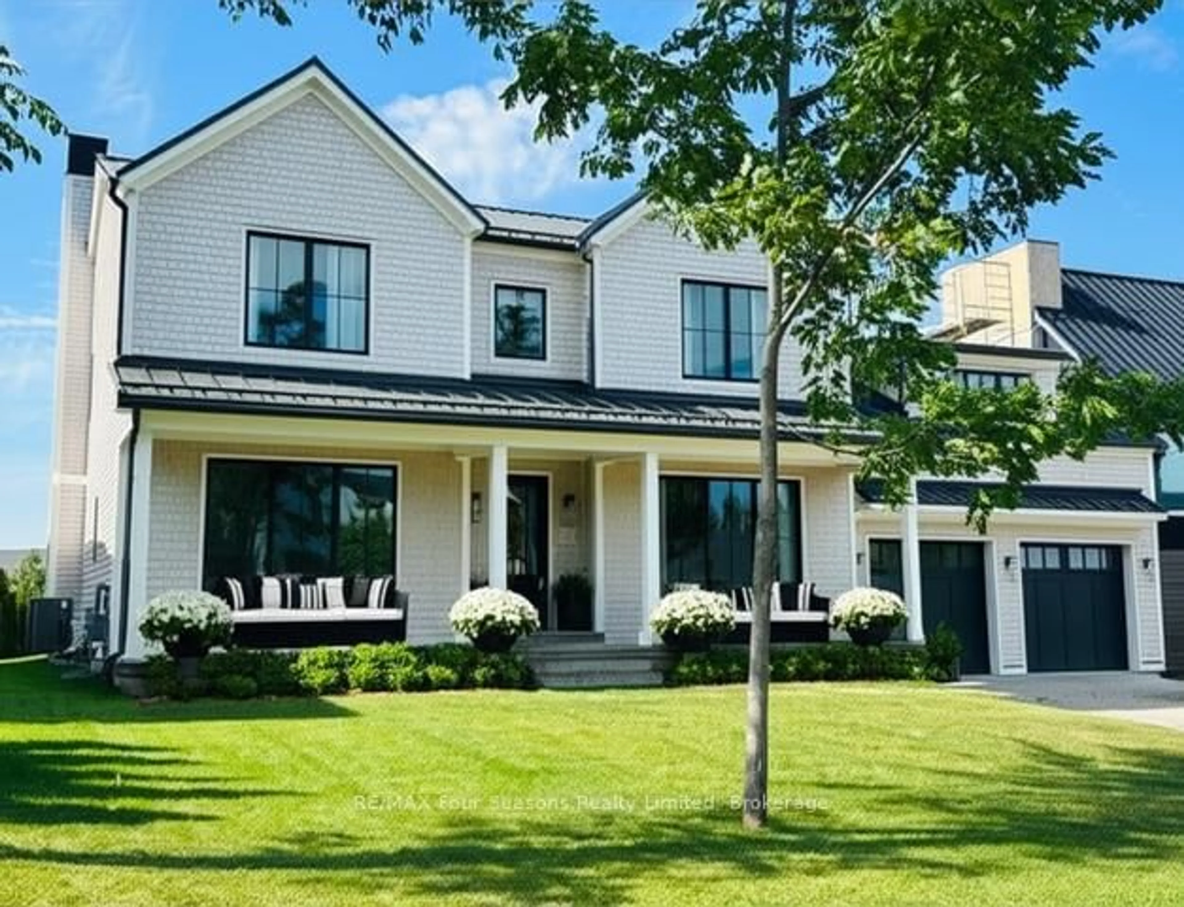 Home with brick exterior material, street for 111 Lendvay Ally, Blue Mountains Ontario L9Y 0S3