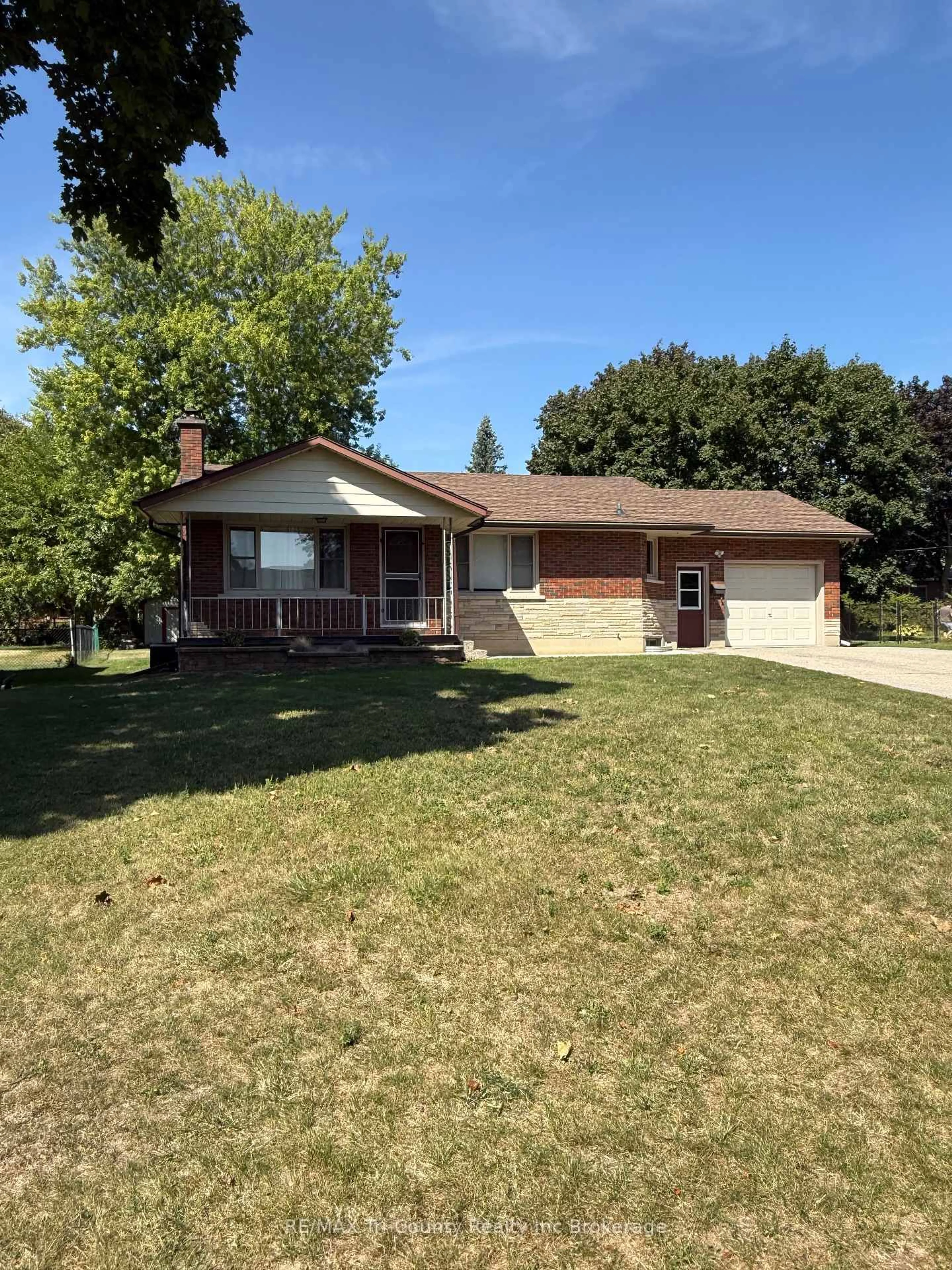 Home with brick exterior material, street for 20 Fairfield Cres, Tillsonburg Ontario N4G 2B4