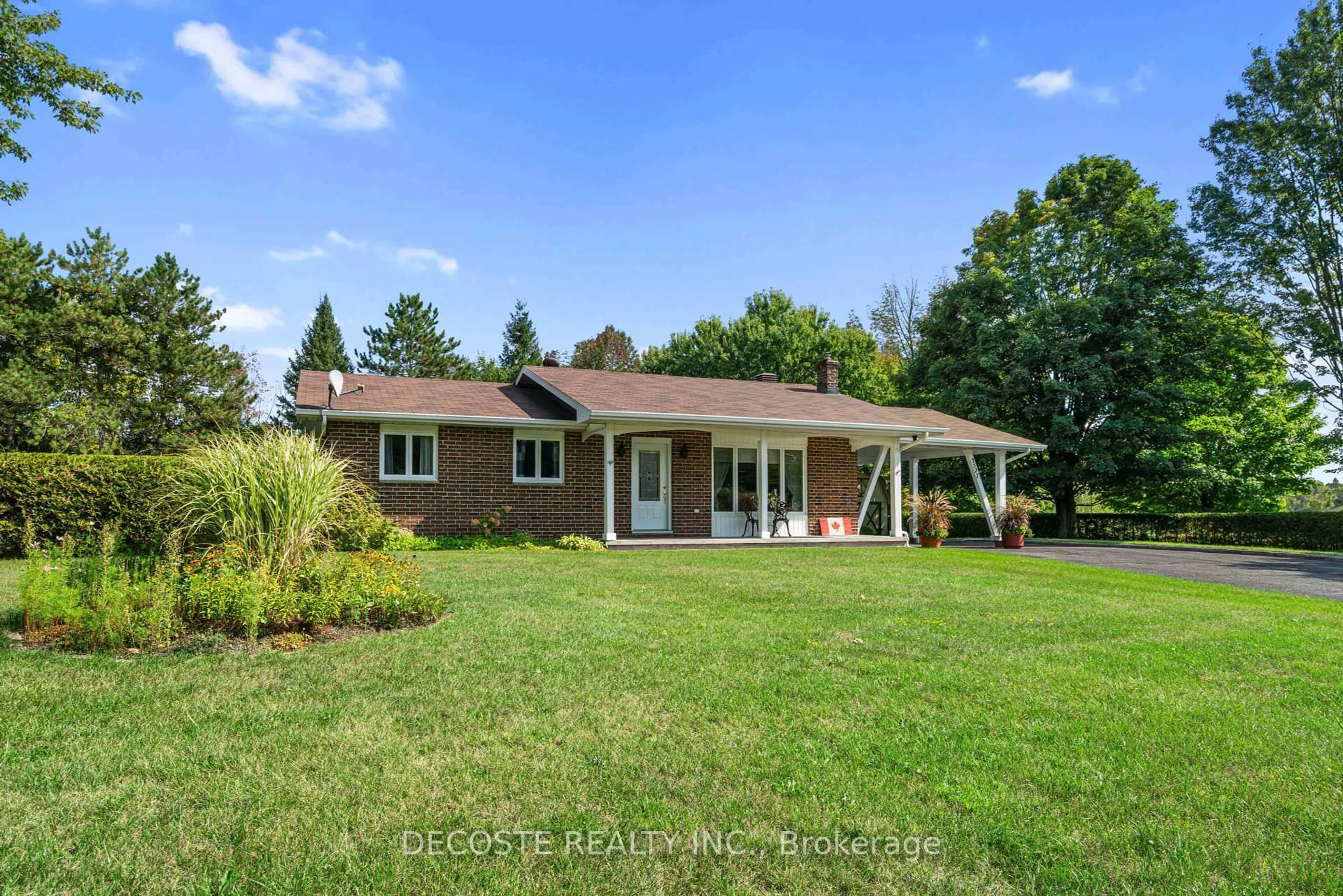 A pic from outside/outdoor area/front of a property/back of a property/a pic from drone, unknown for 3527 County Road 34 Rd, Champlain Ontario K0B 1R0