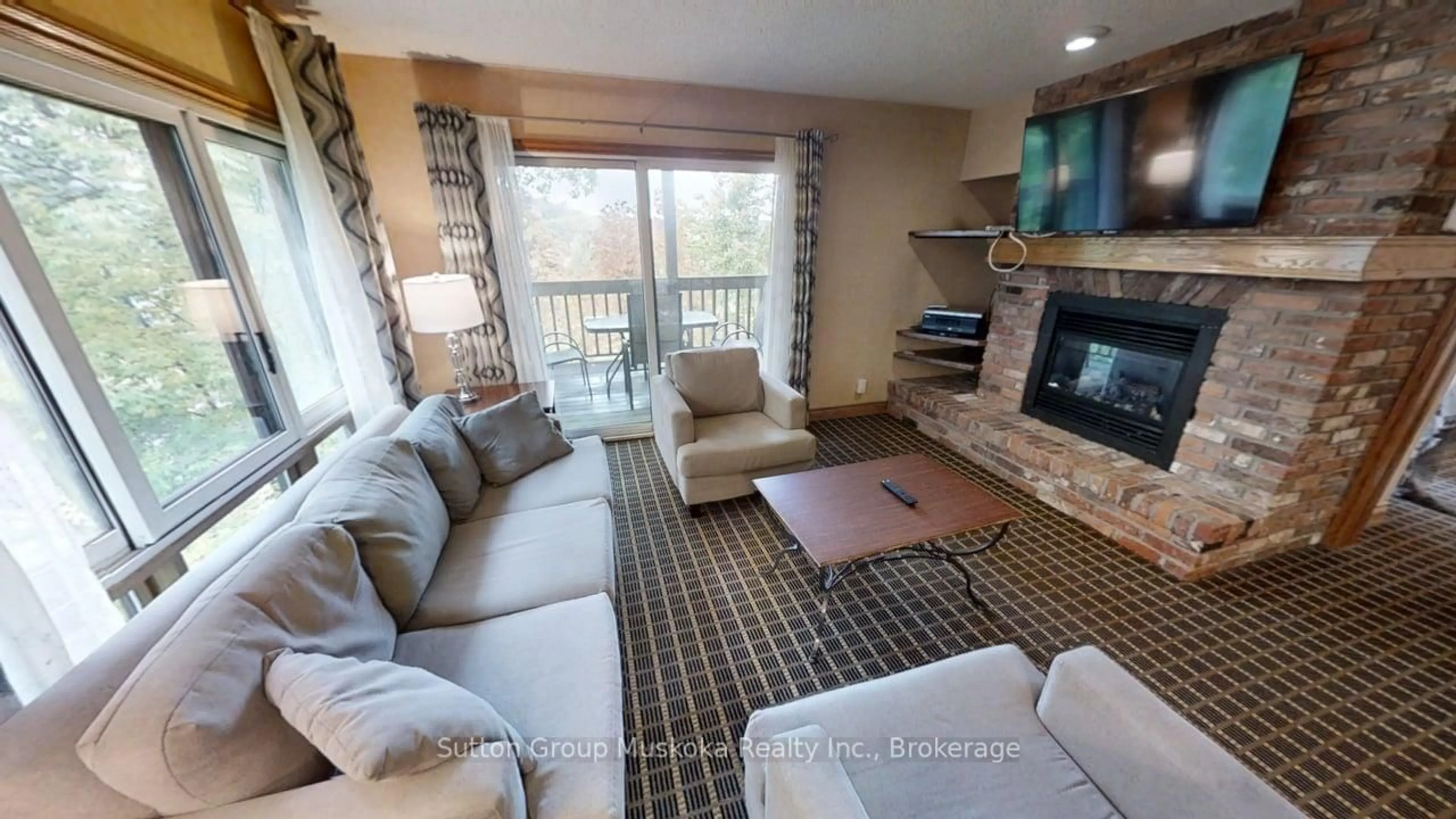 Living room with furniture, unknown for 27-202 Golfview - Deerhurst Resort Dr, Huntsville Ontario P1H 2E8