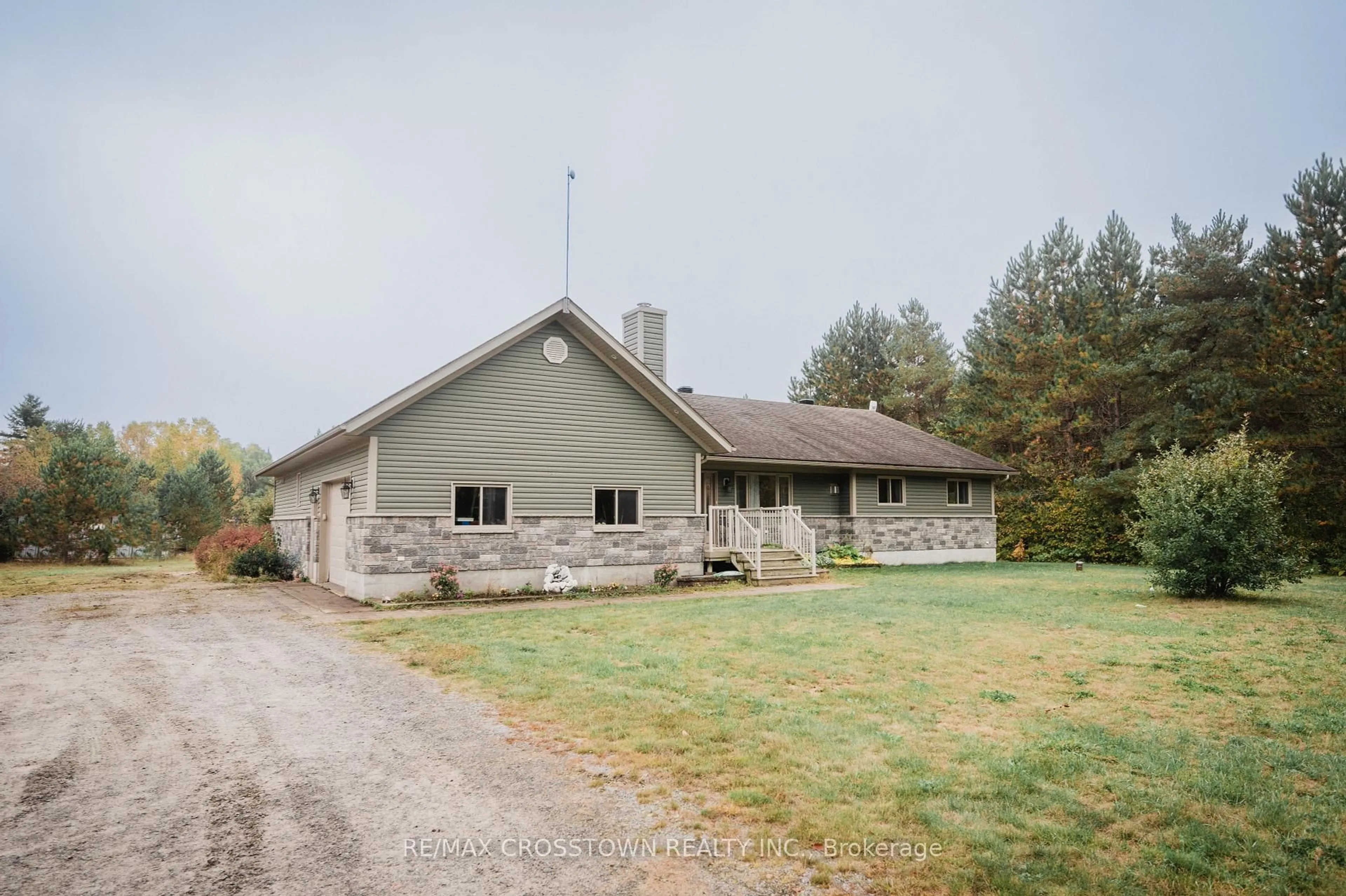 A pic from outside/outdoor area/front of a property/back of a property/a pic from drone, unknown for 15 Machar/strong Boundary Rd, Strong Ontario P0A 1Z0